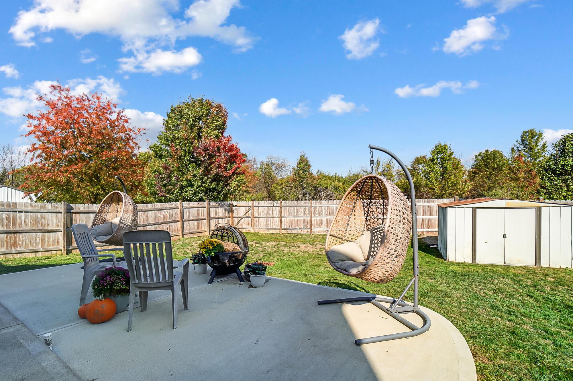 1422 Willow View Drive