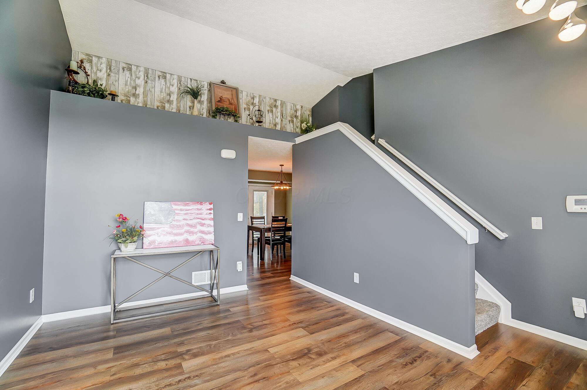 1422 Willow View Drive