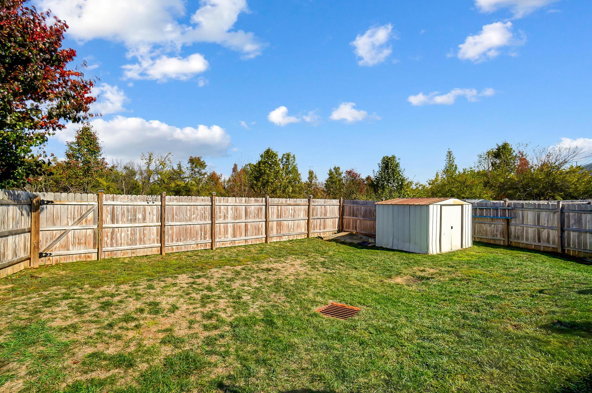 1422 Willow View Drive