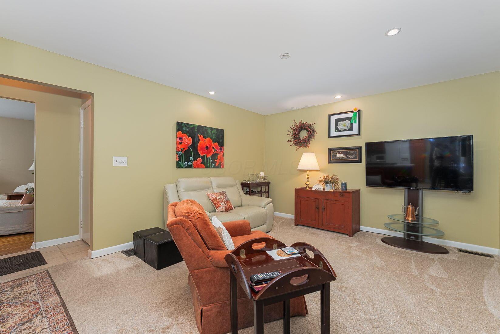 3464 Helen Place