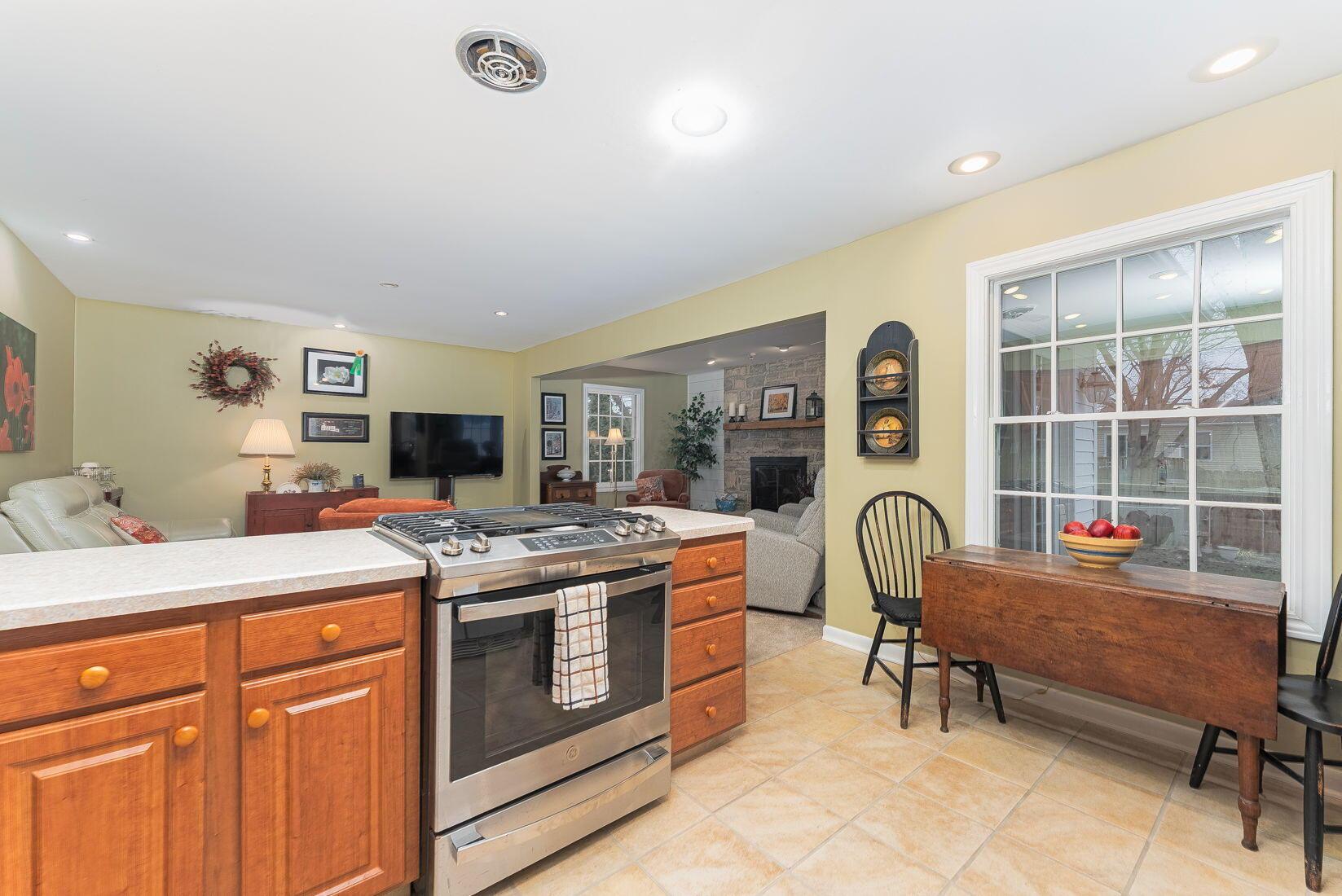 3464 Helen Place