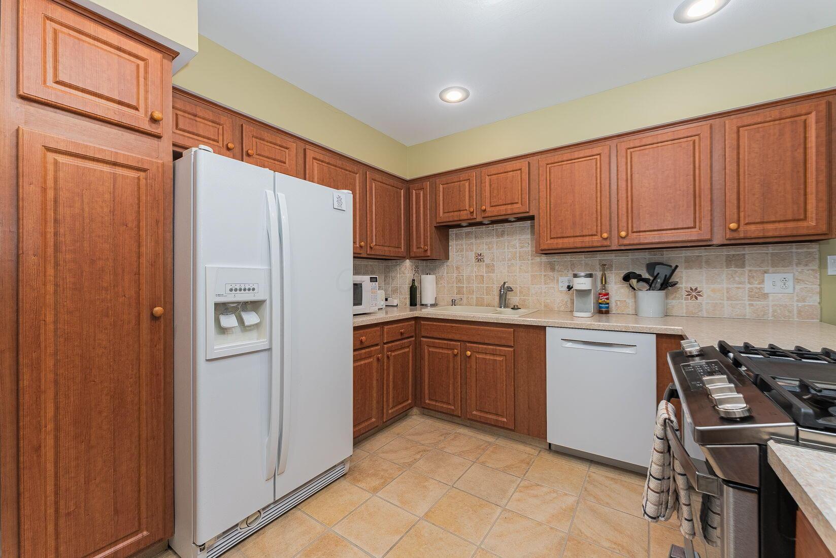 3464 Helen Place