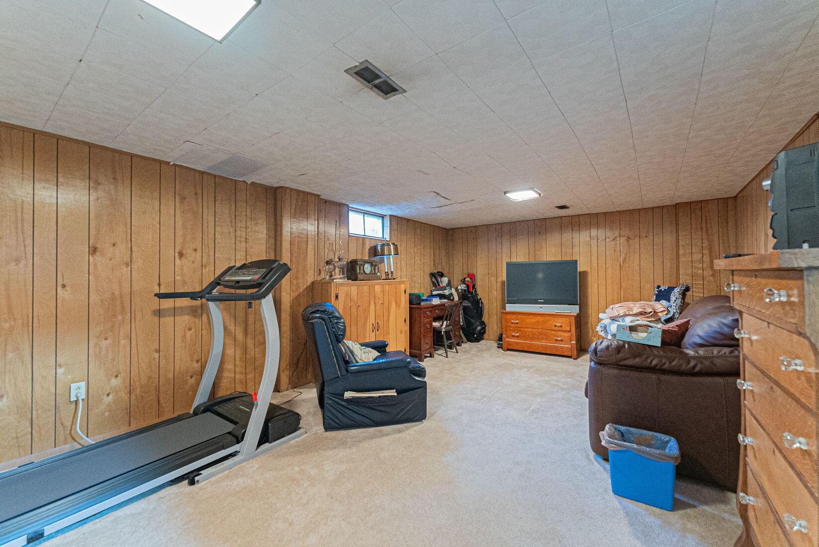 3464 Helen Place