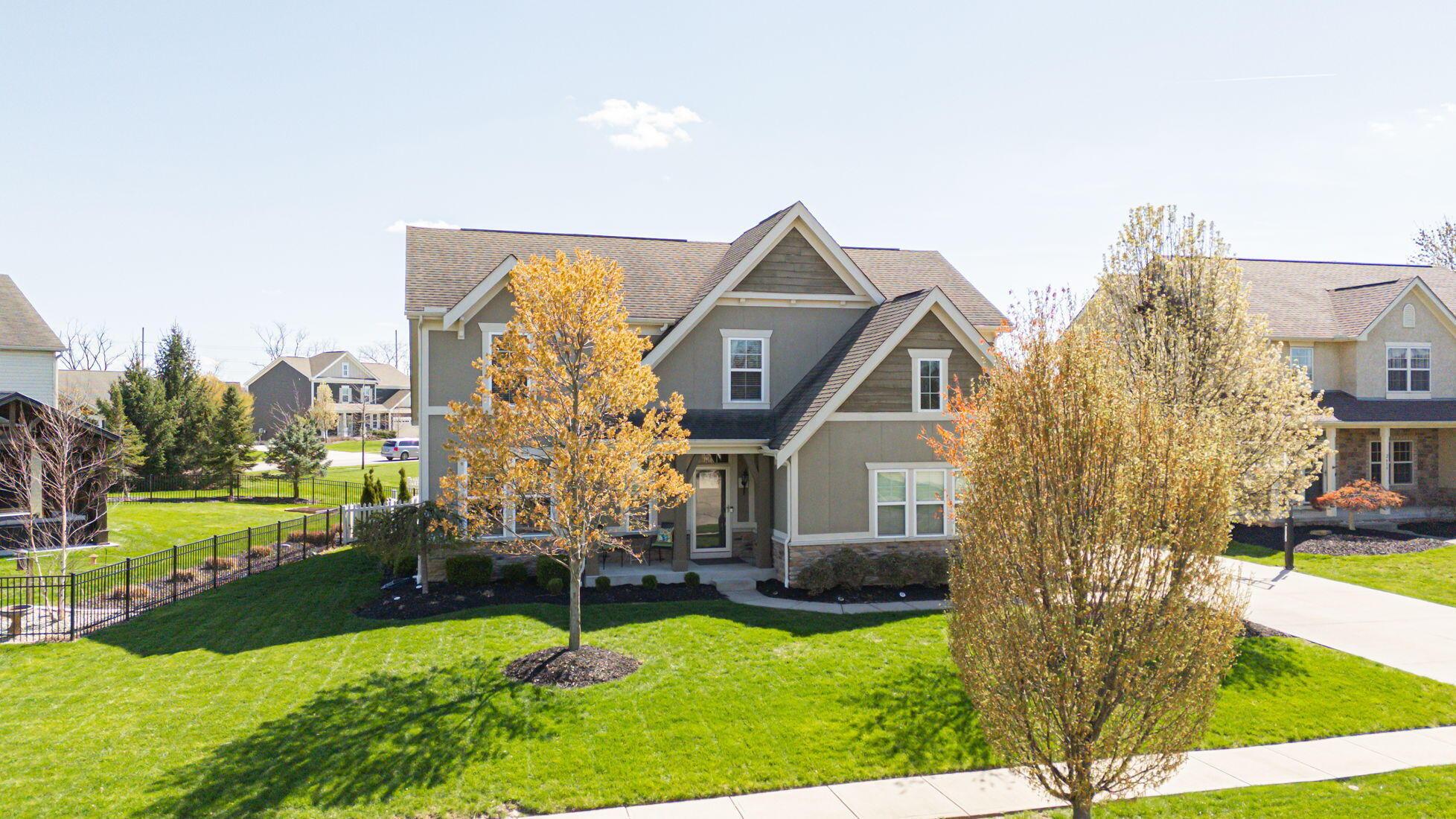 2607 Loris Way