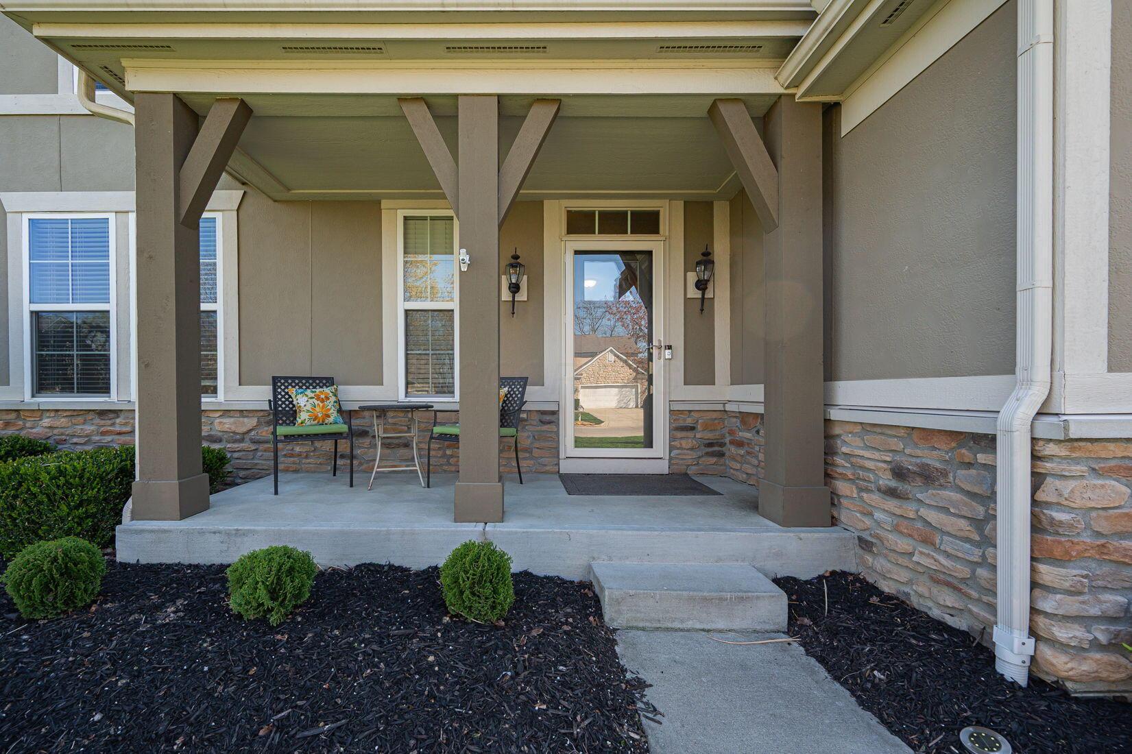 2607 Loris Way