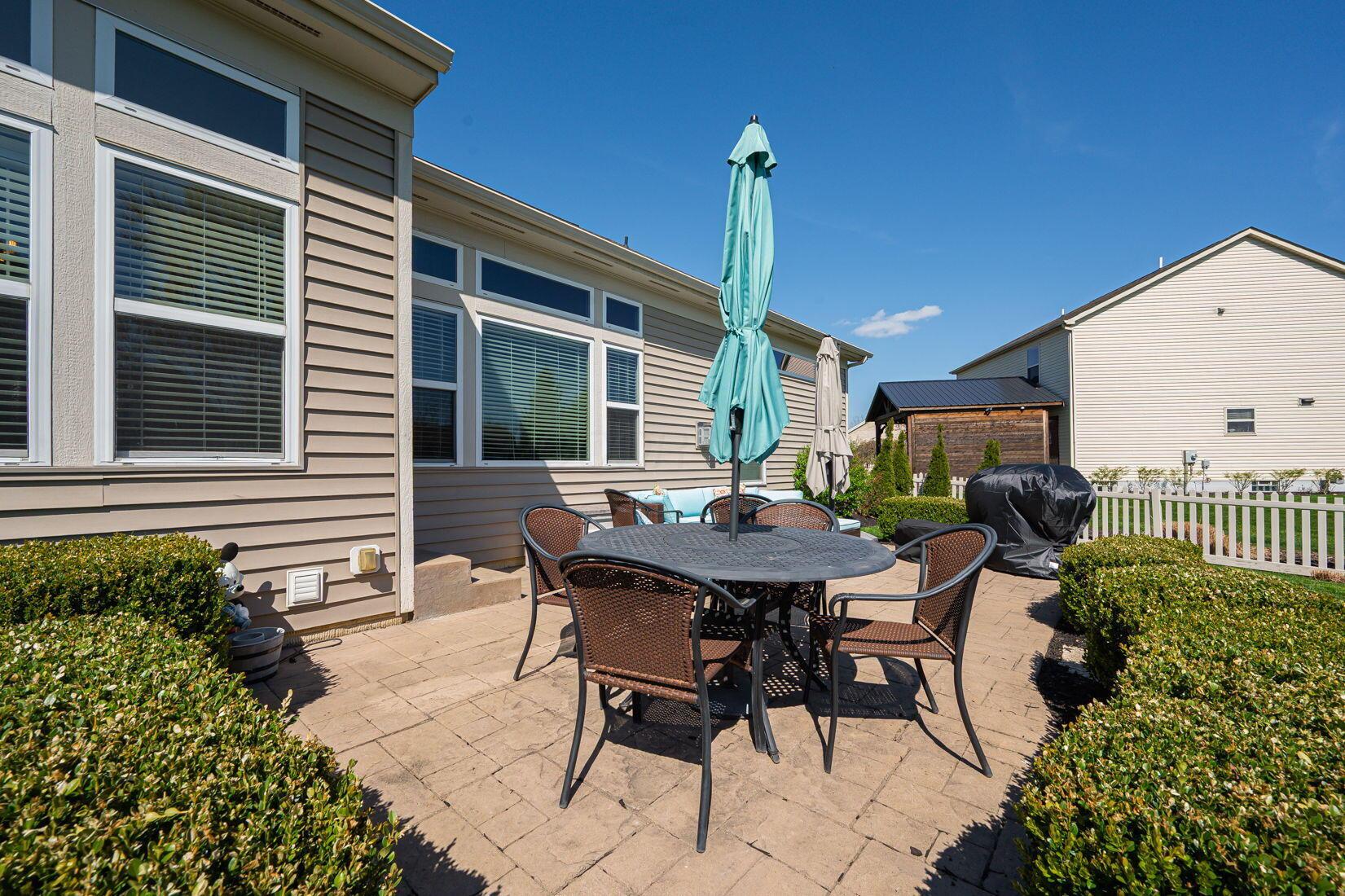 2607 Loris Way