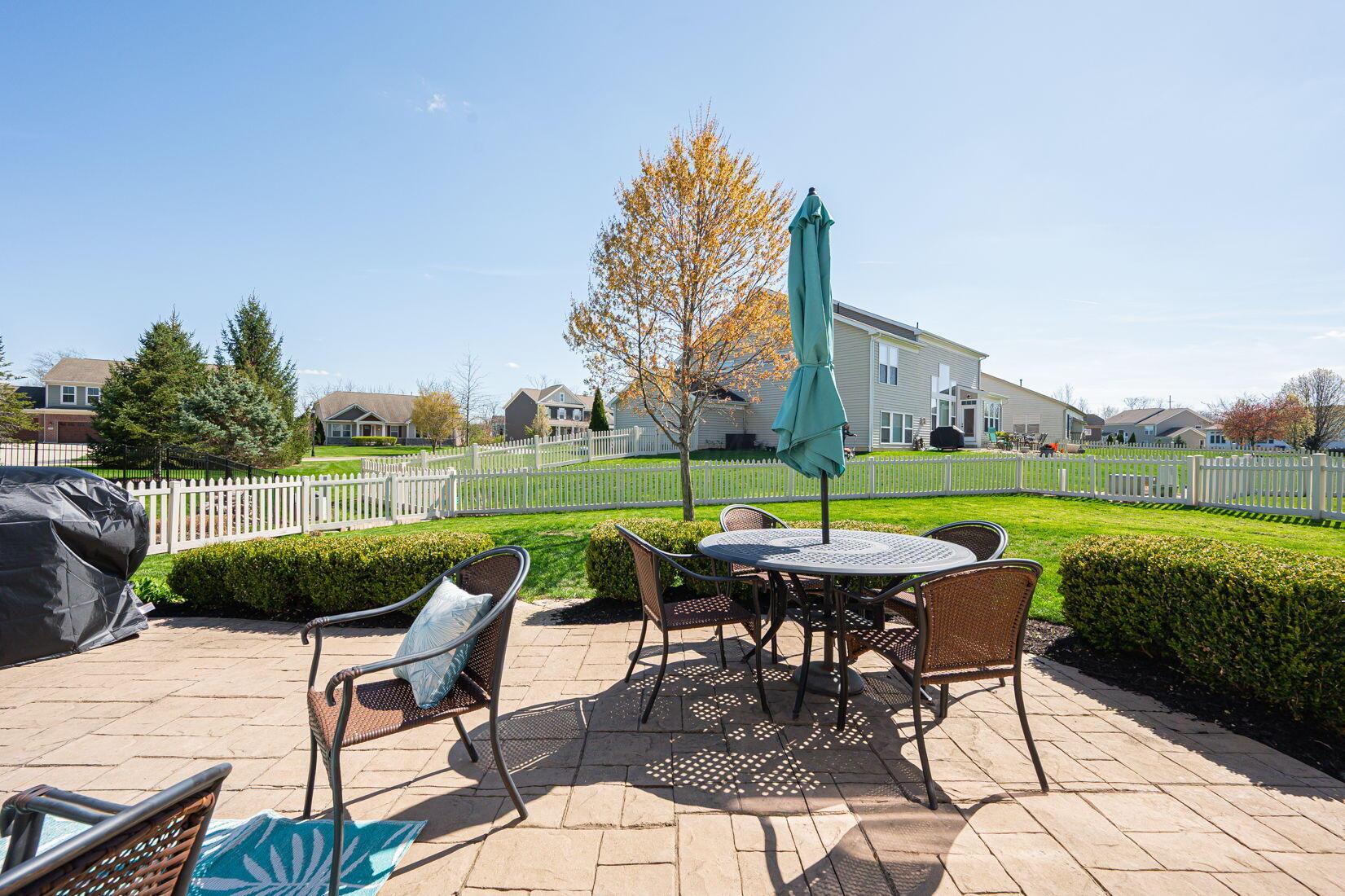 2607 Loris Way