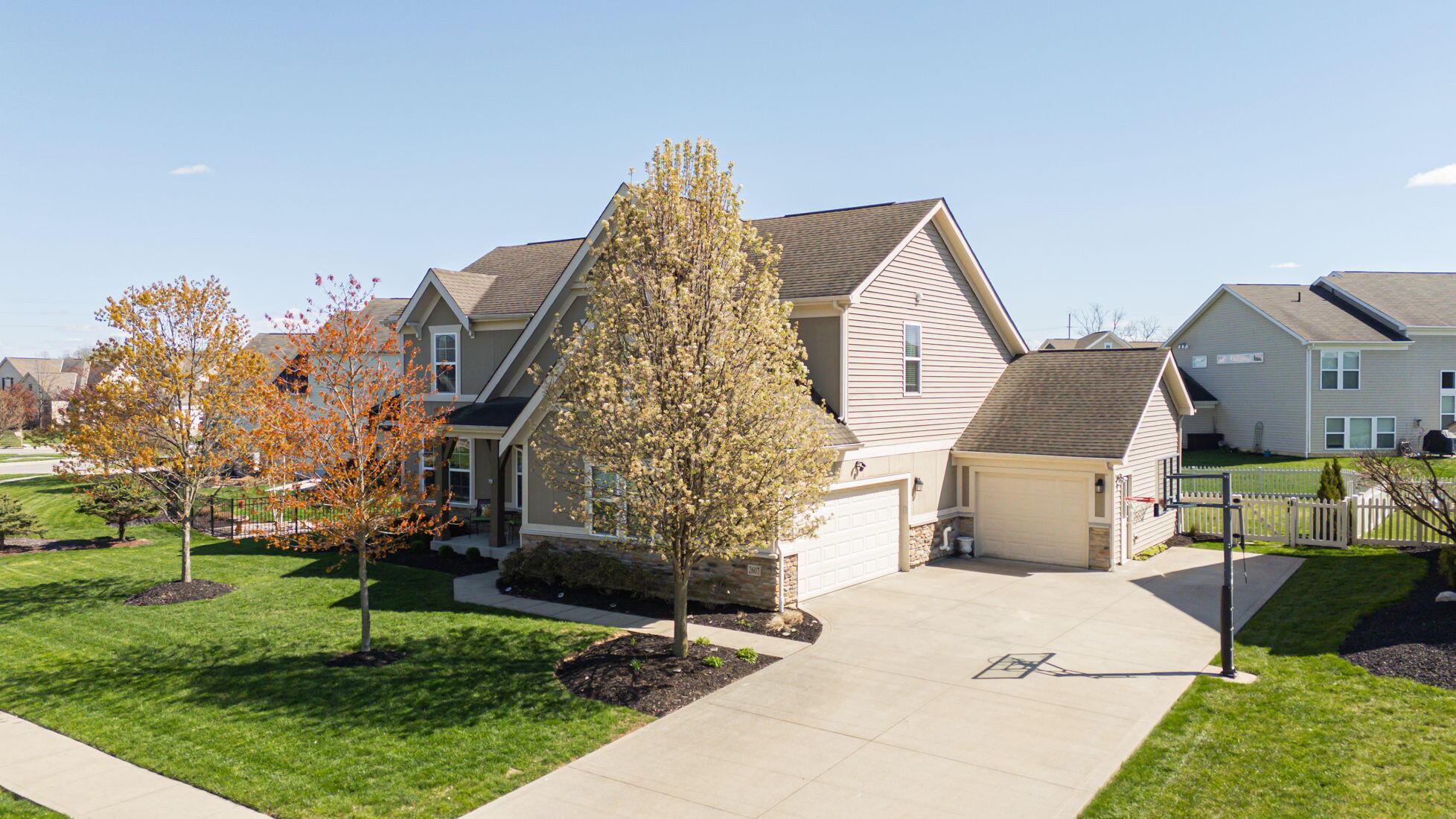 2607 Loris Way