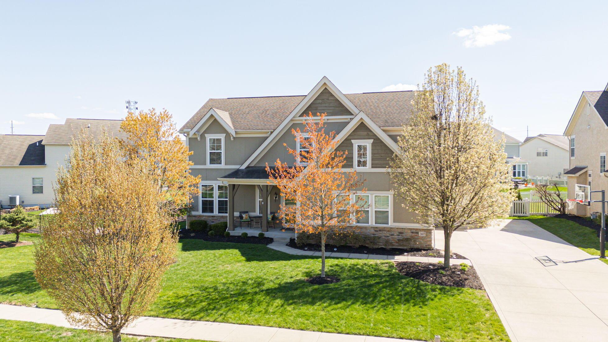 2607 Loris Way