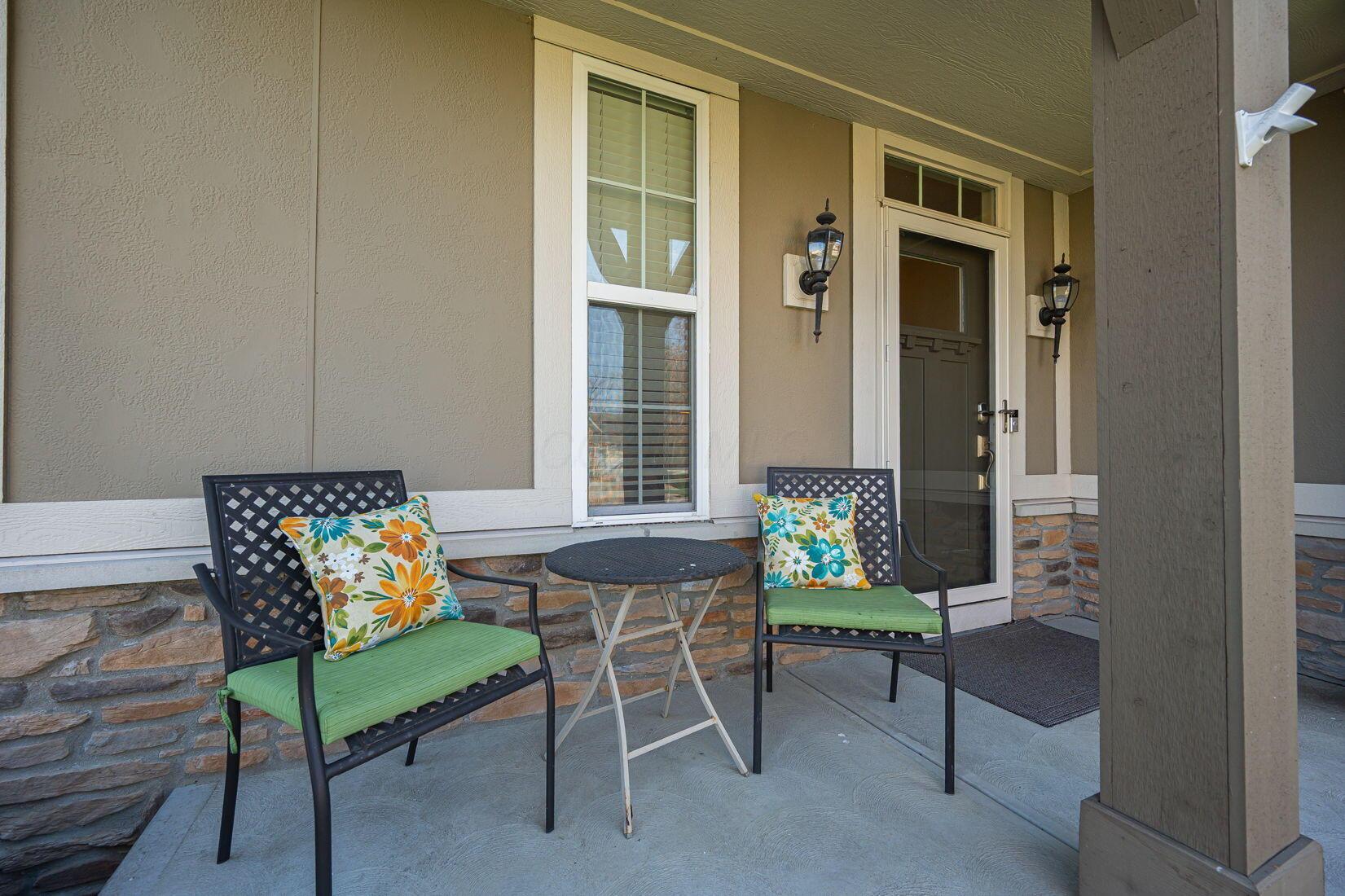 2607 Loris Way