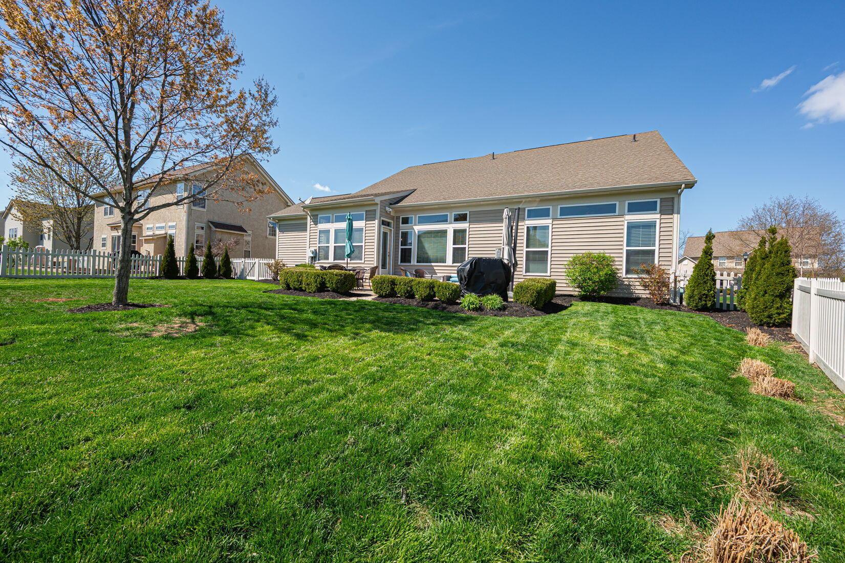 2607 Loris Way
