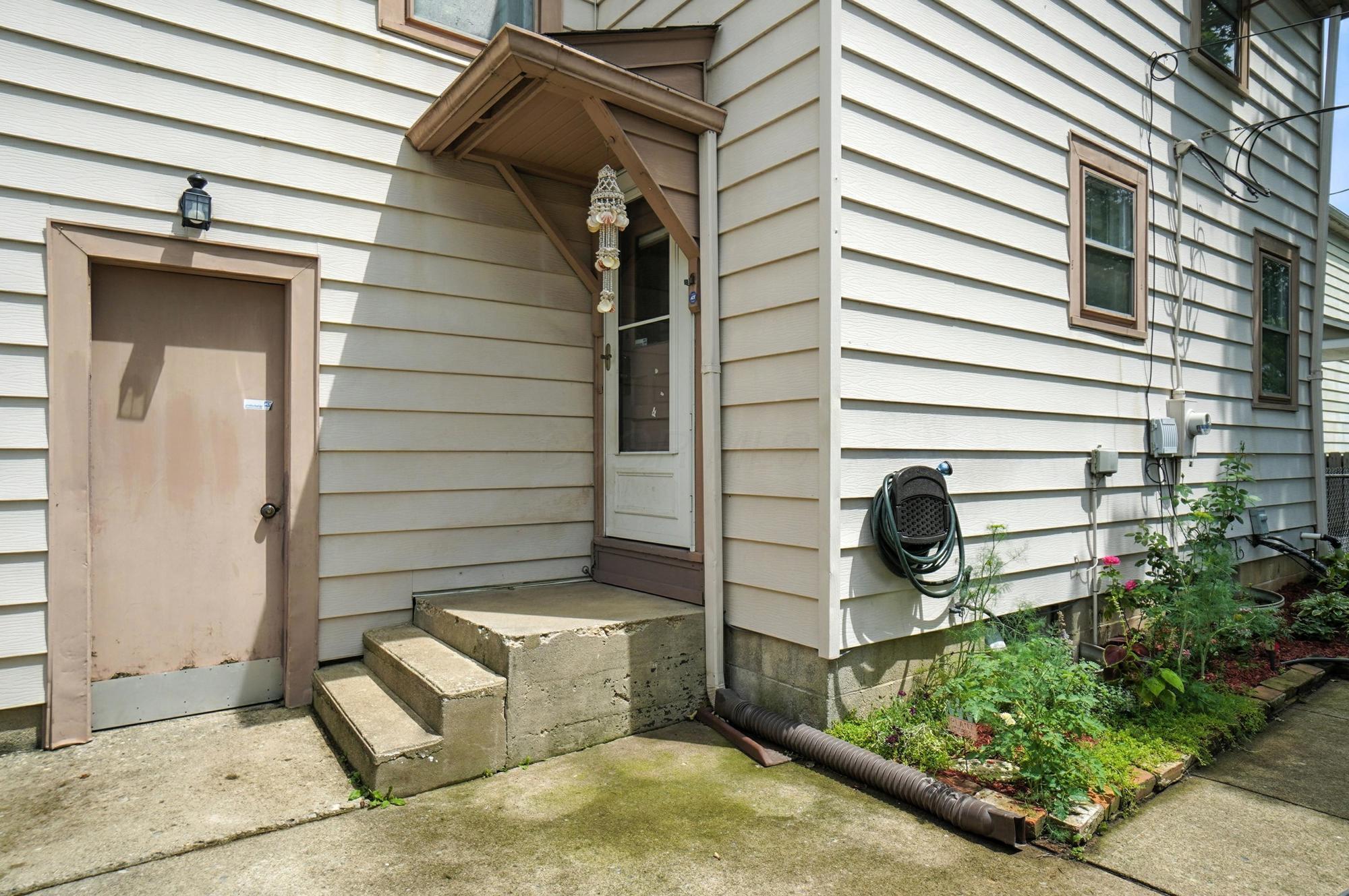 613 Salisbury Road