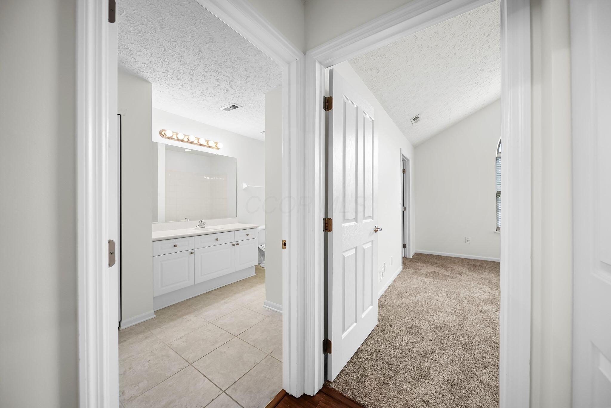1315 Cascade Drive, 15