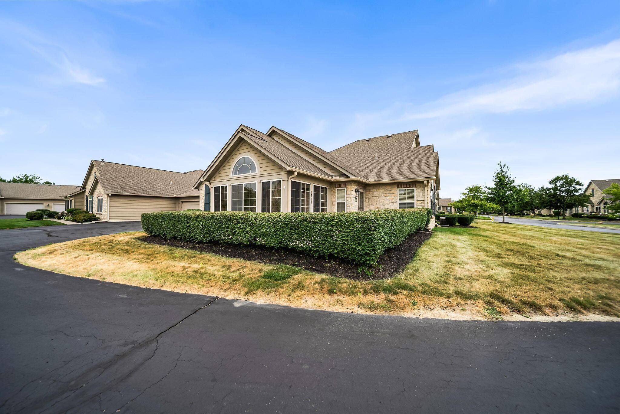 1315 Cascade Drive, 15