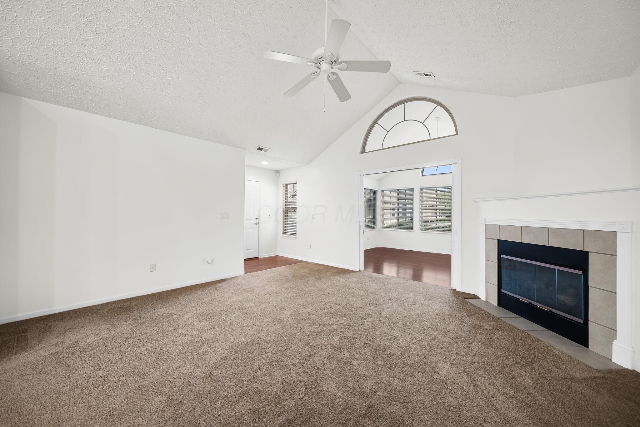 1315 Cascade Drive, 15
