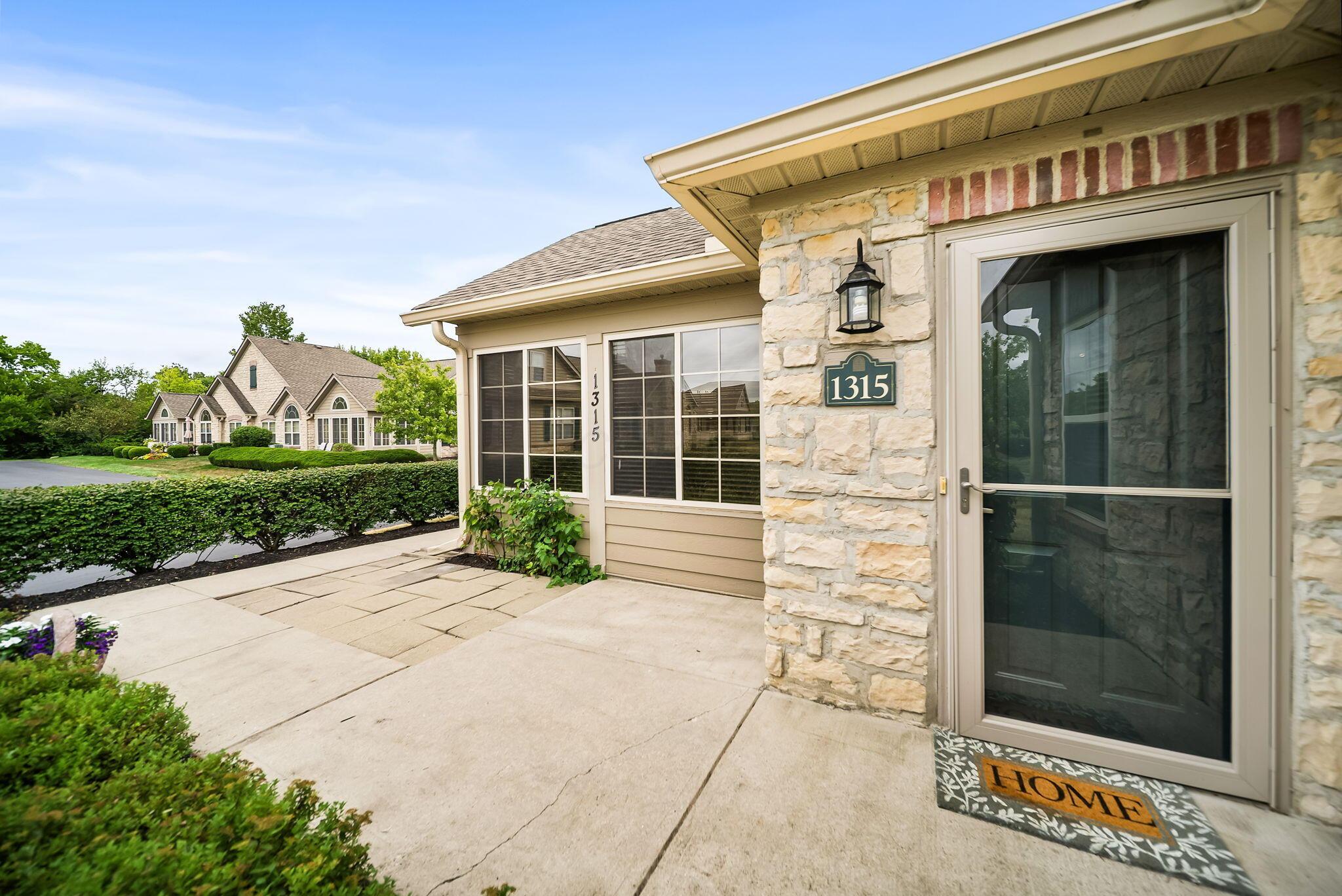1315 Cascade Drive, 15