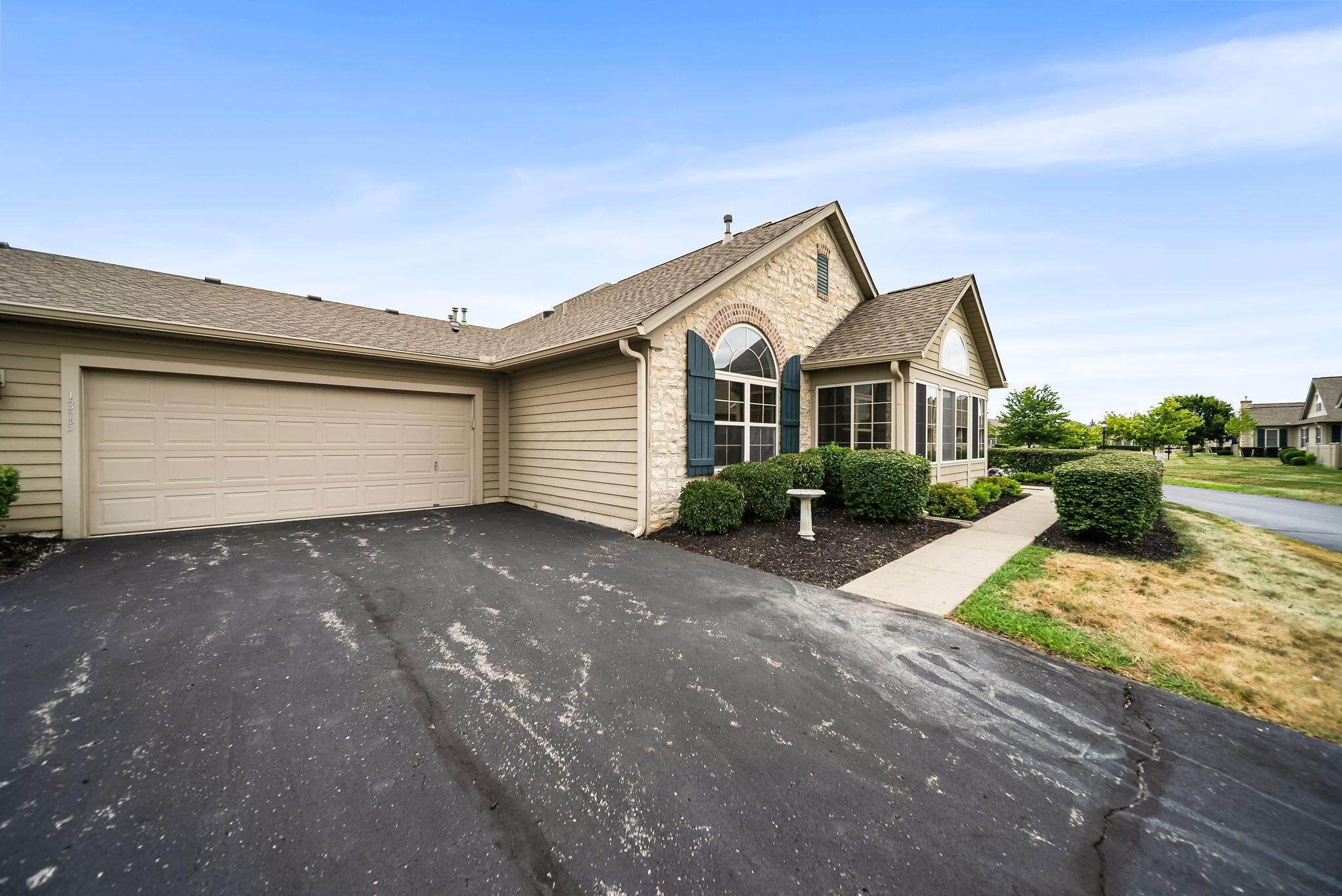 1315 Cascade Drive, 15