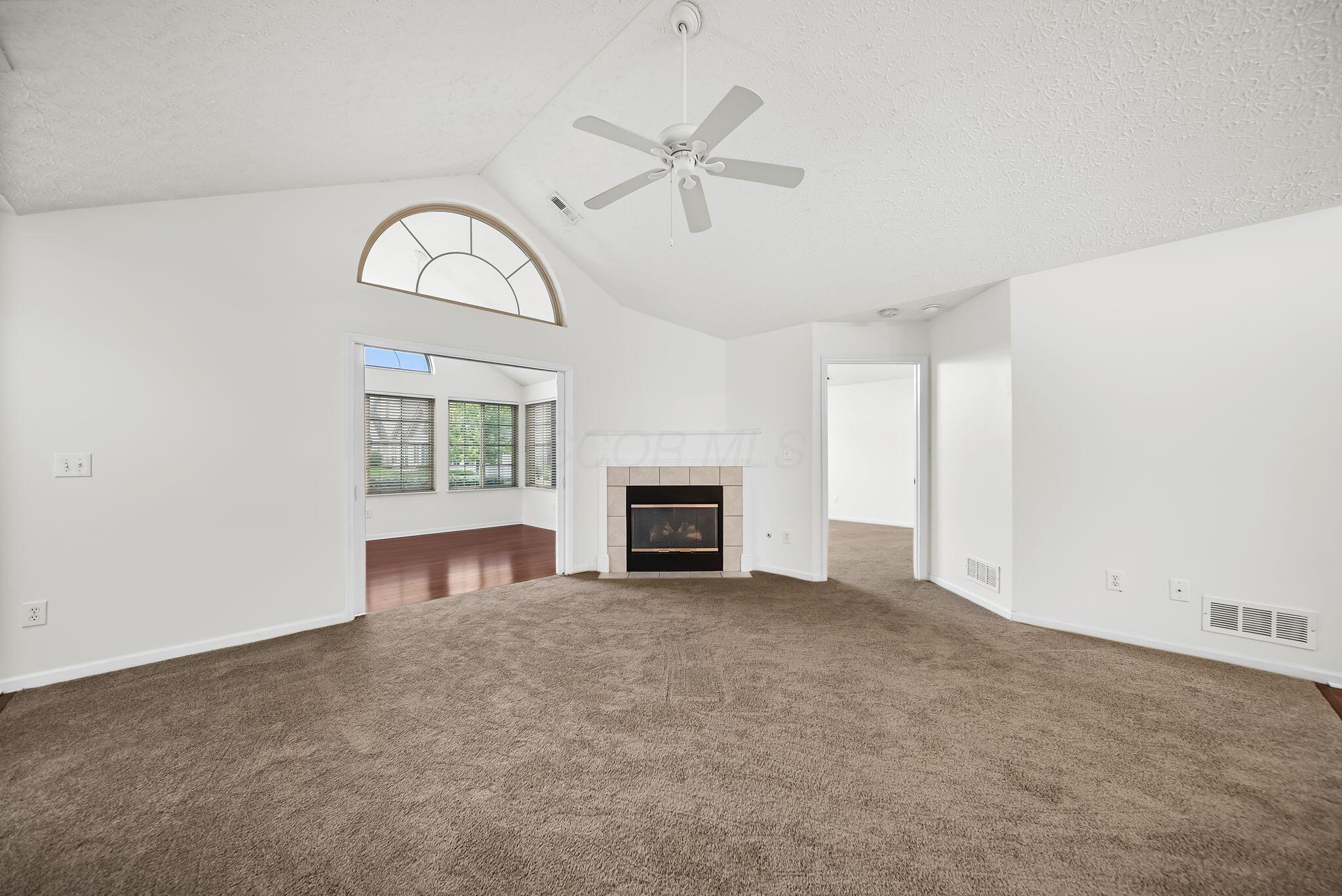 1315 Cascade Drive, 15