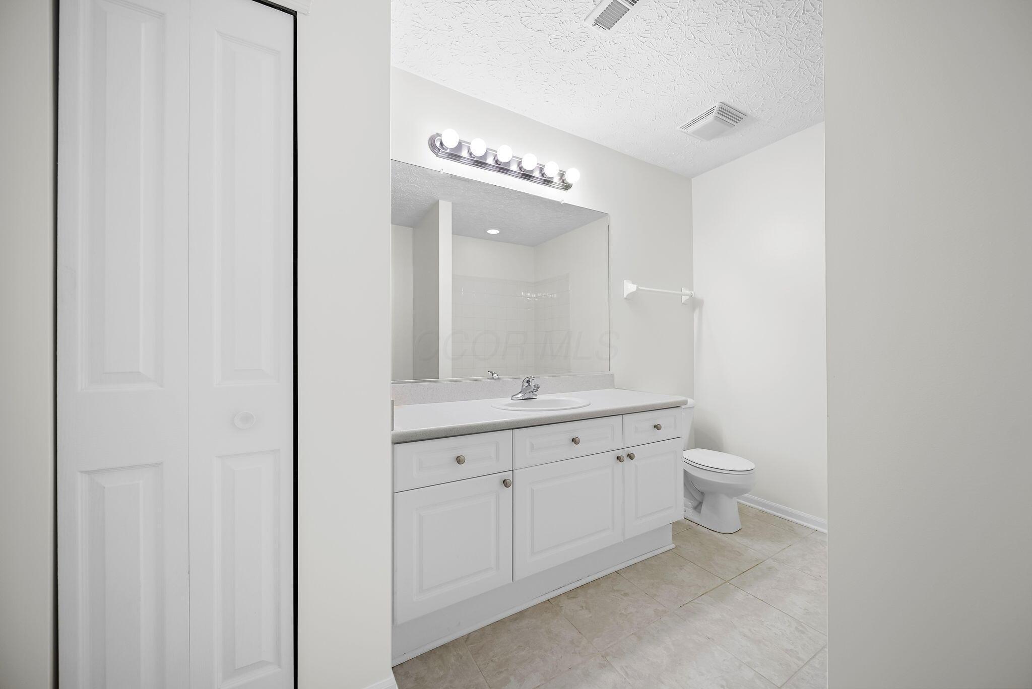 1315 Cascade Drive, 15