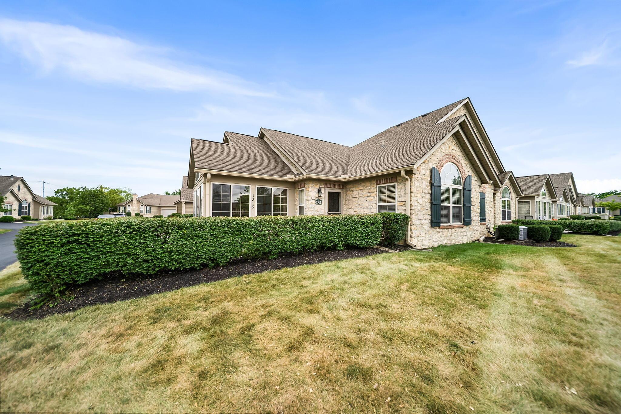 1315 Cascade Drive, 15