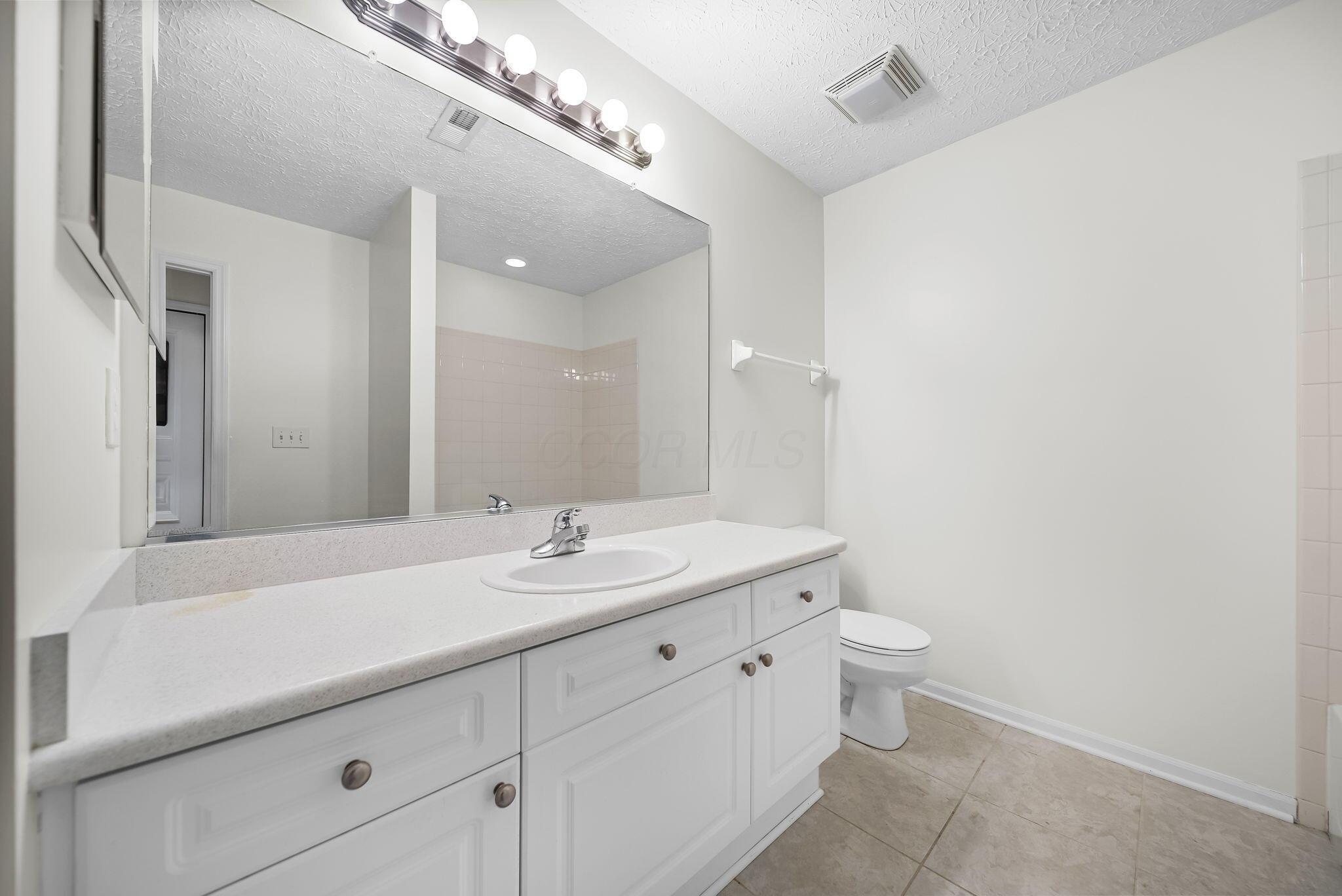1315 Cascade Drive, 15