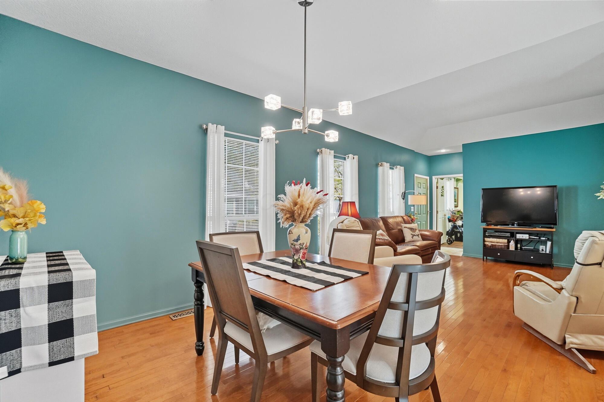 2539 Swan Drive