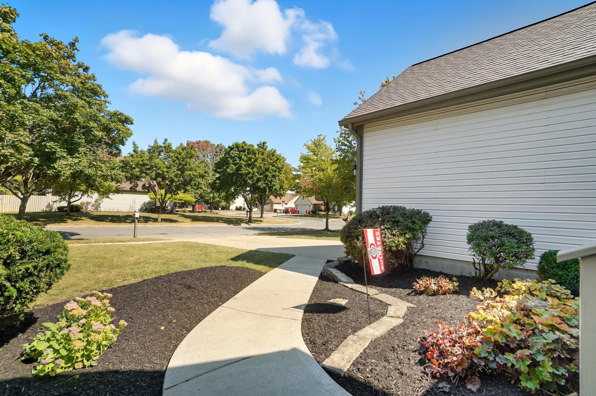 3195 Longridge Way
