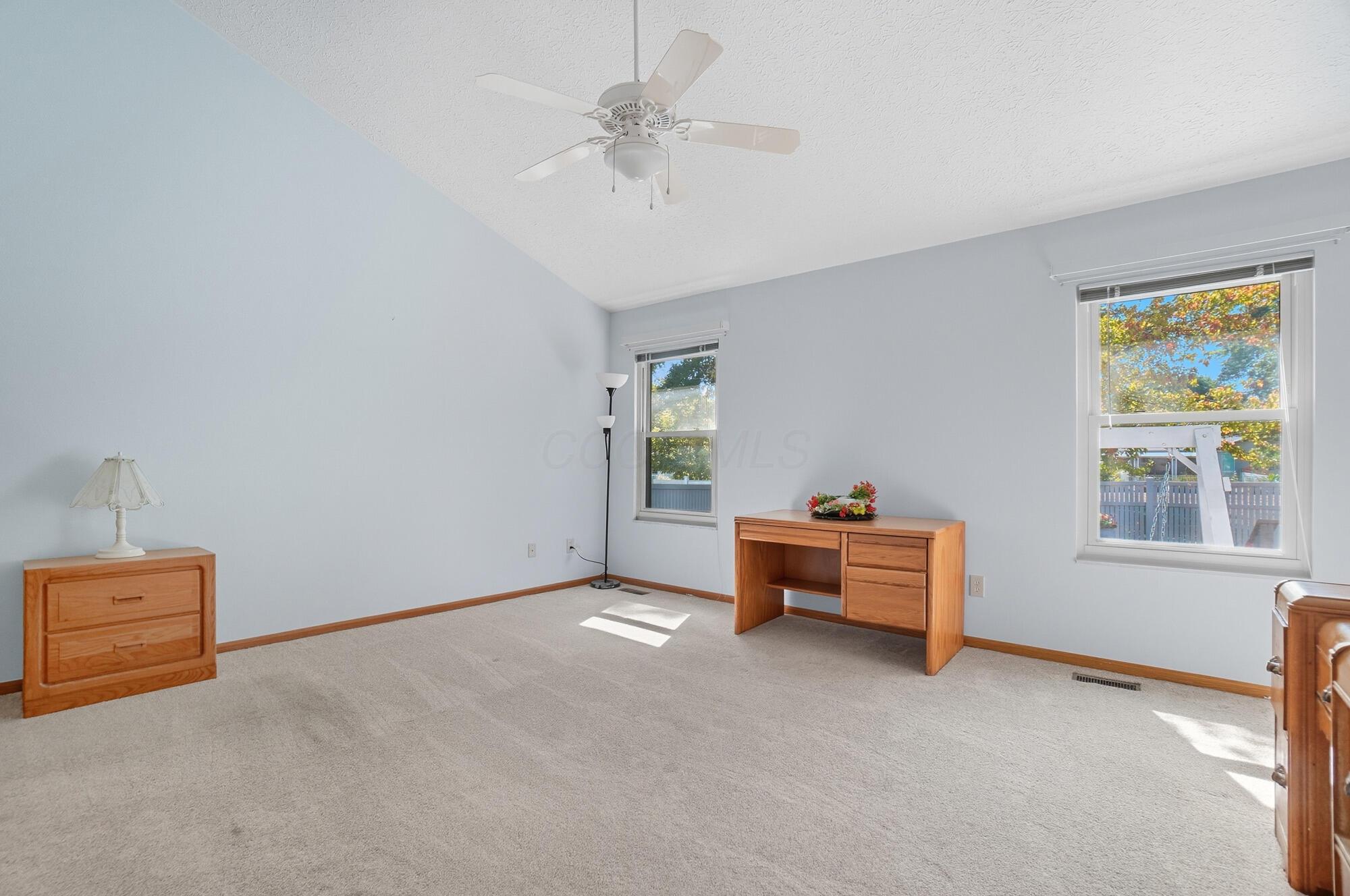 3195 Longridge Way
