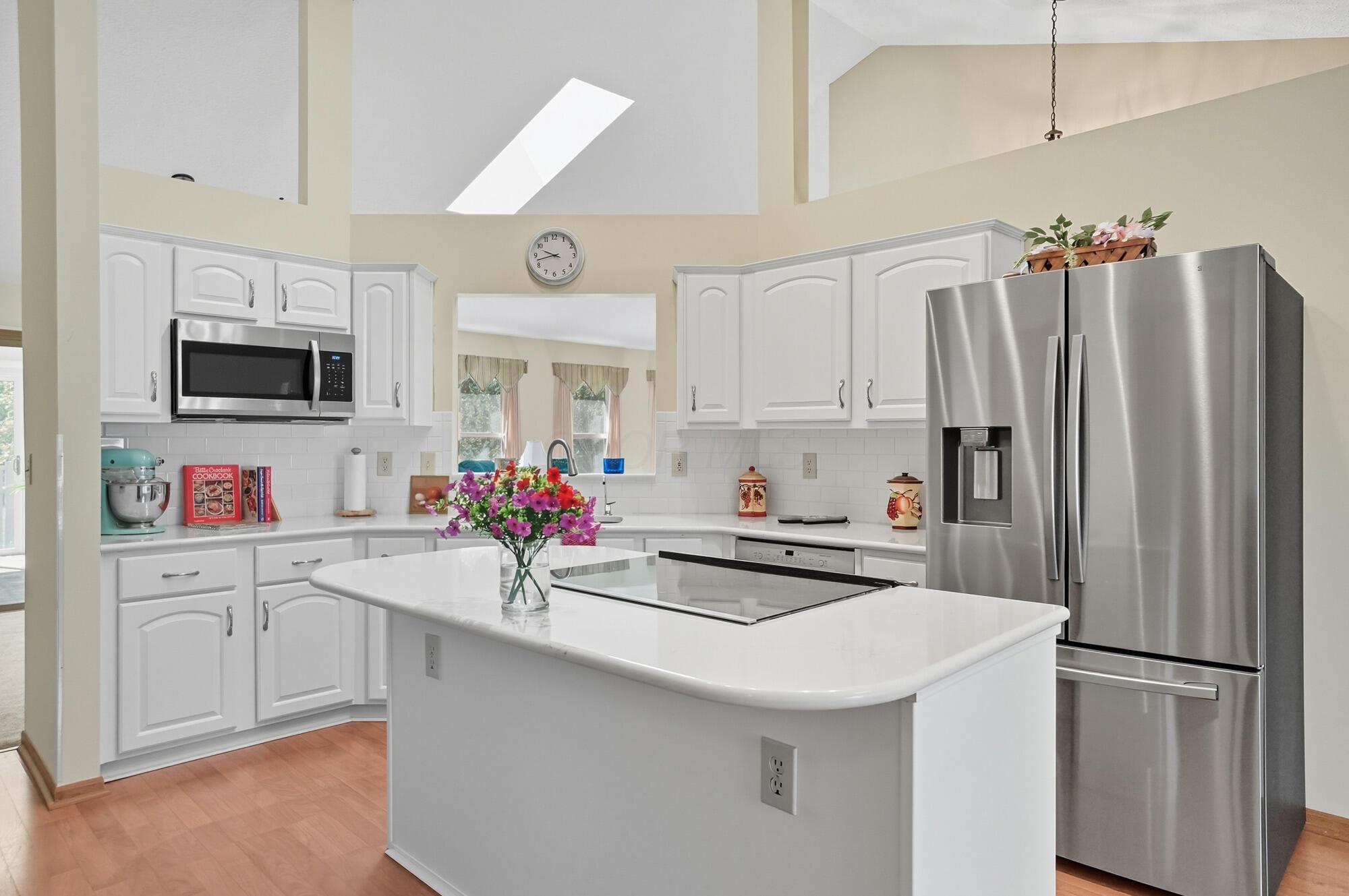 3195 Longridge Way