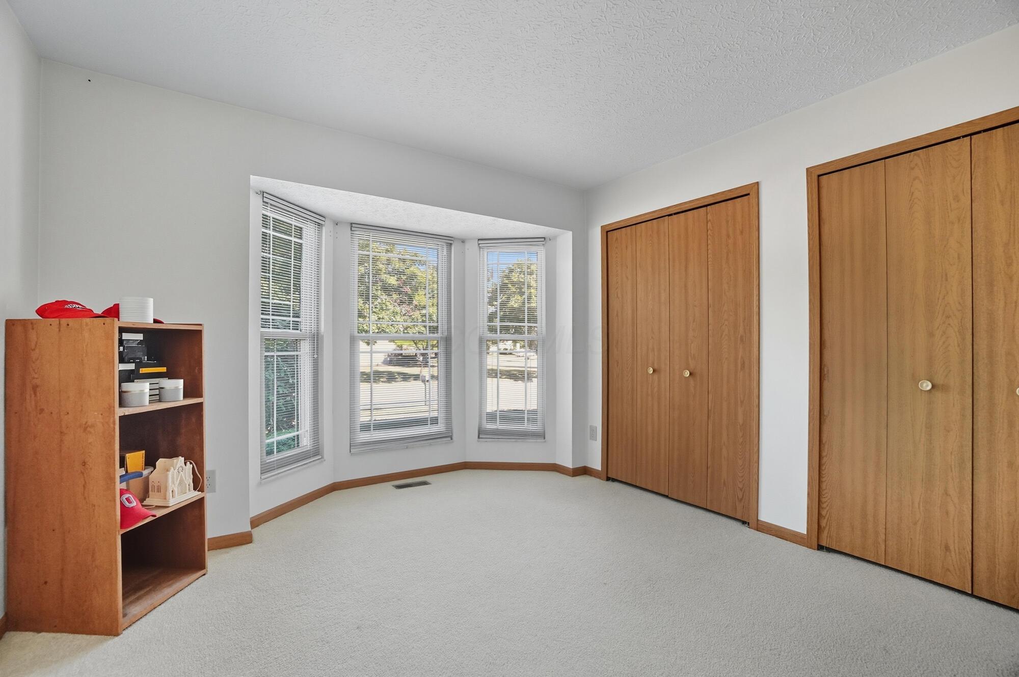 3195 Longridge Way