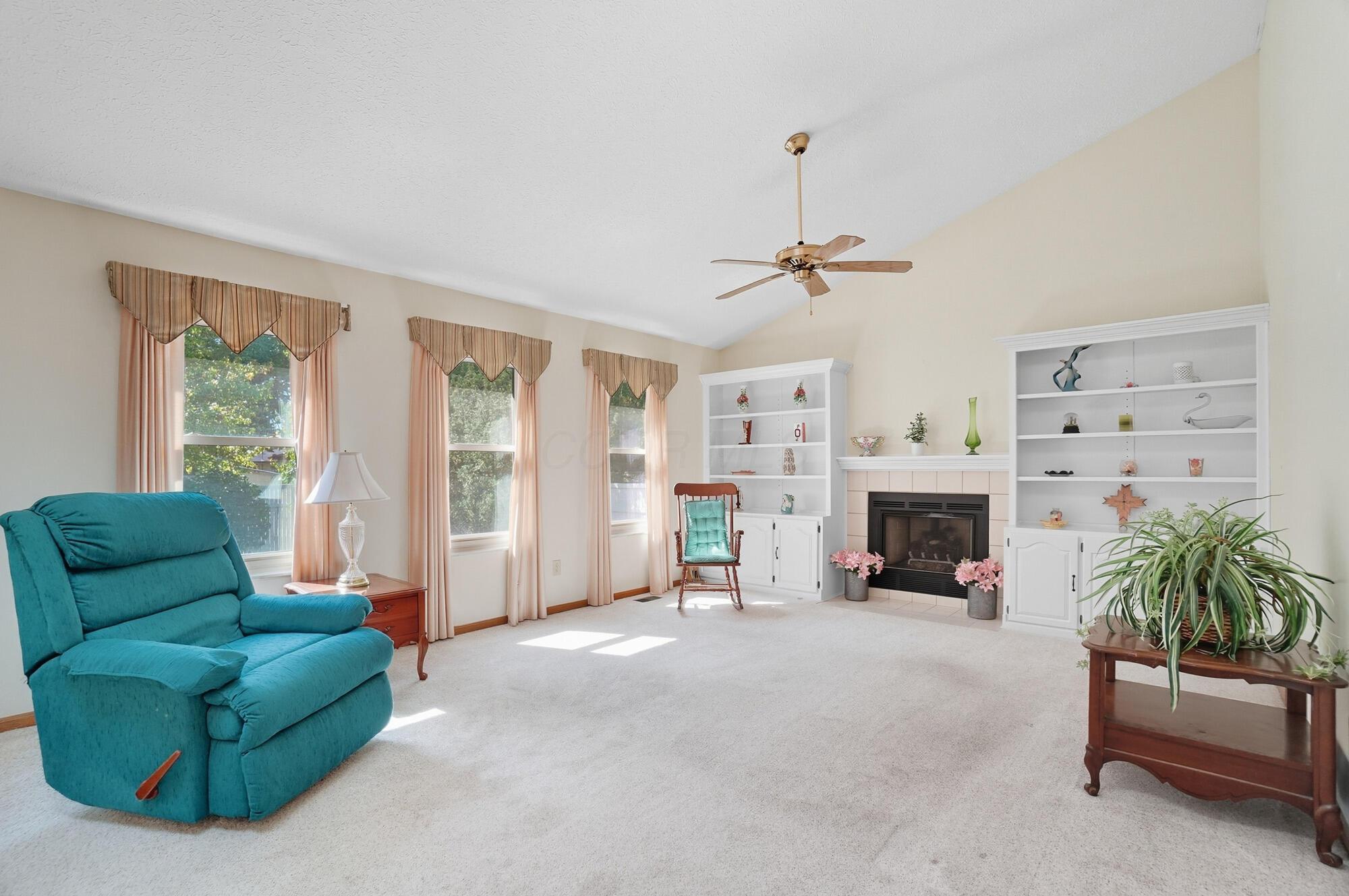 3195 Longridge Way