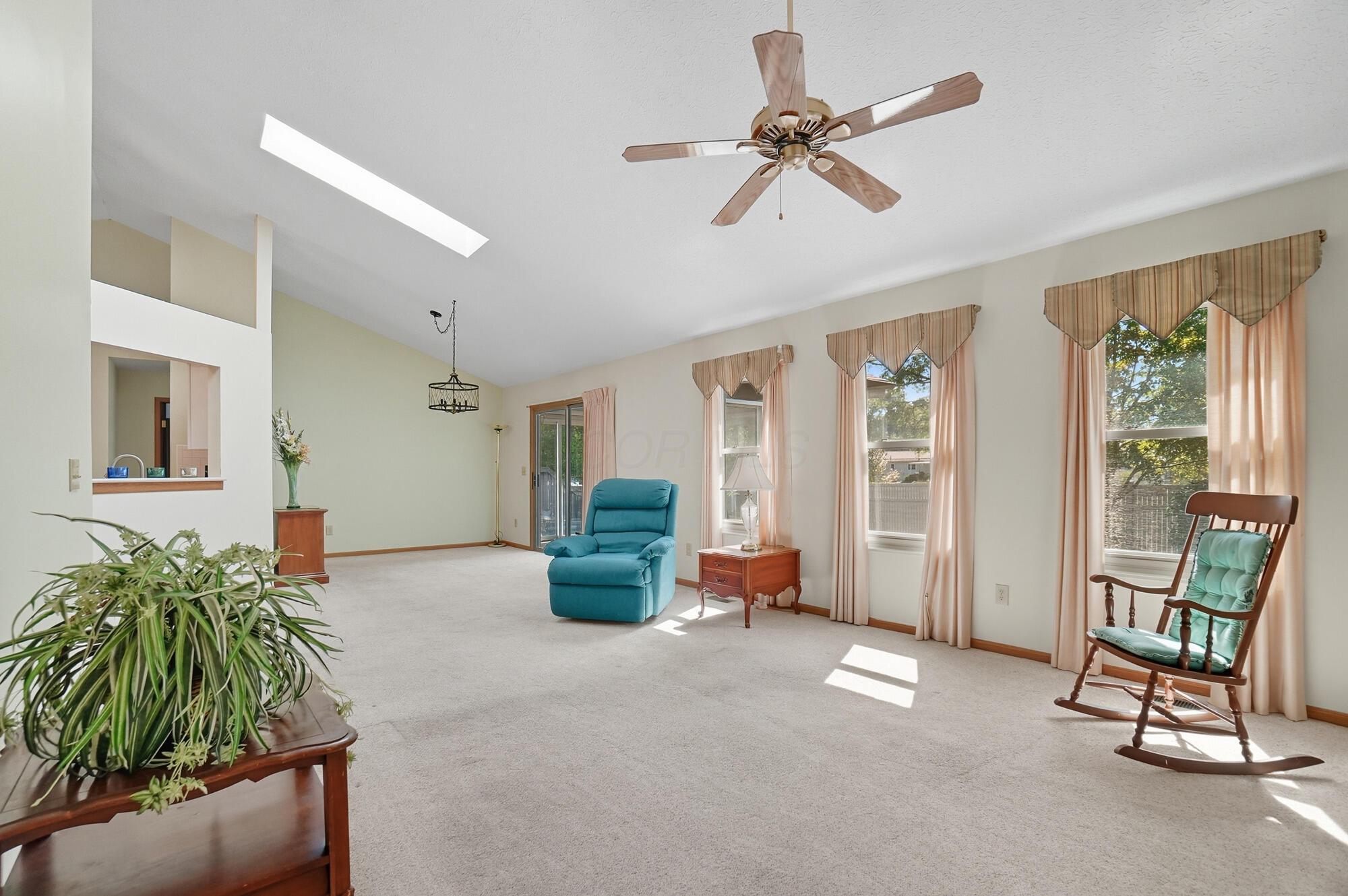 3195 Longridge Way