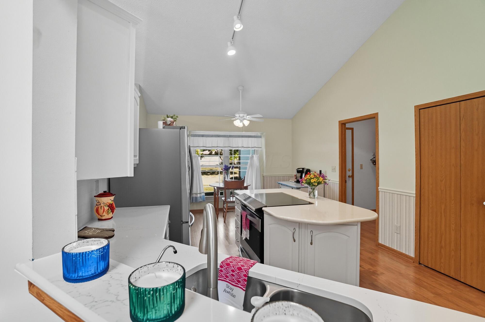 3195 Longridge Way