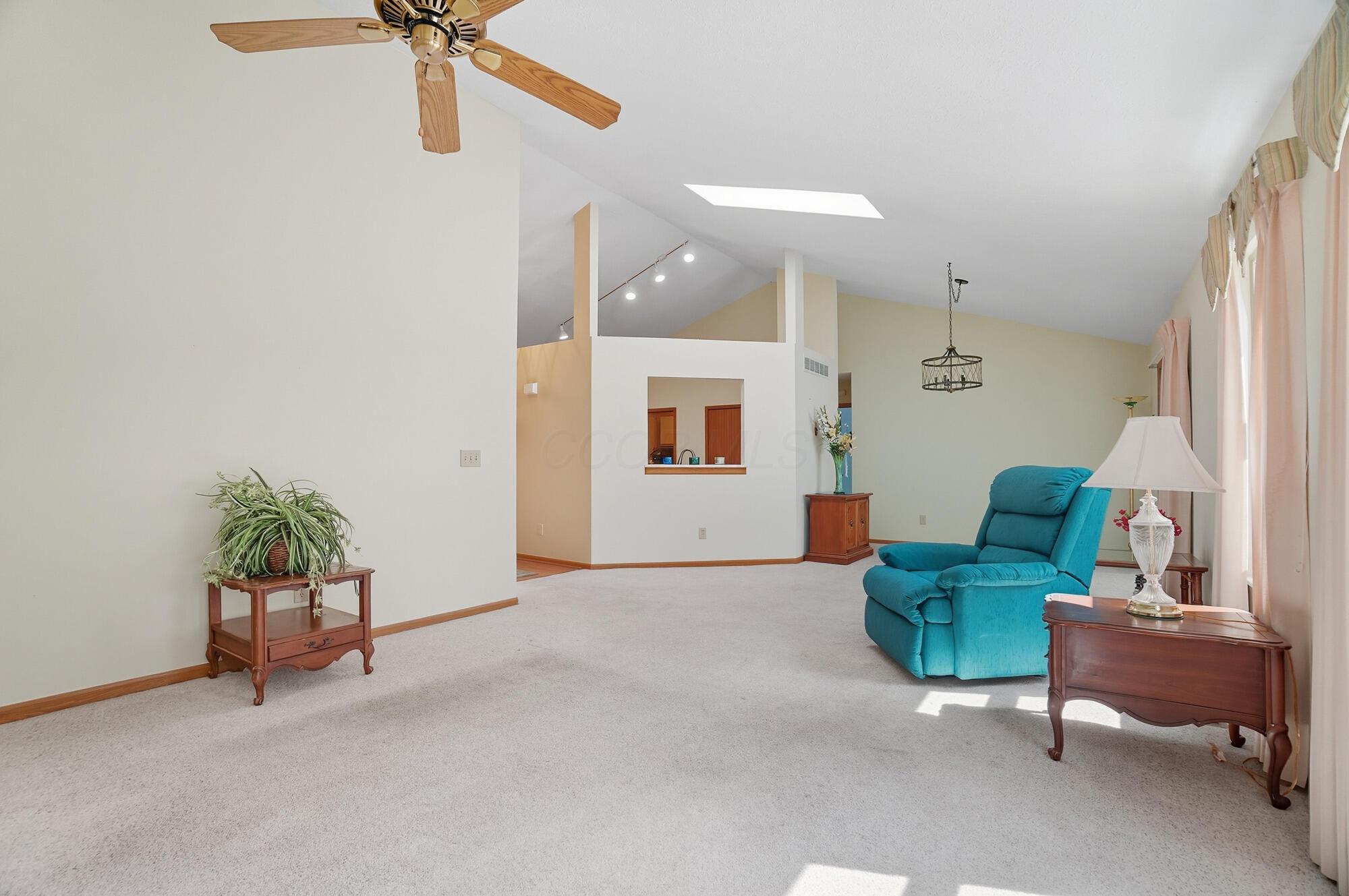 3195 Longridge Way
