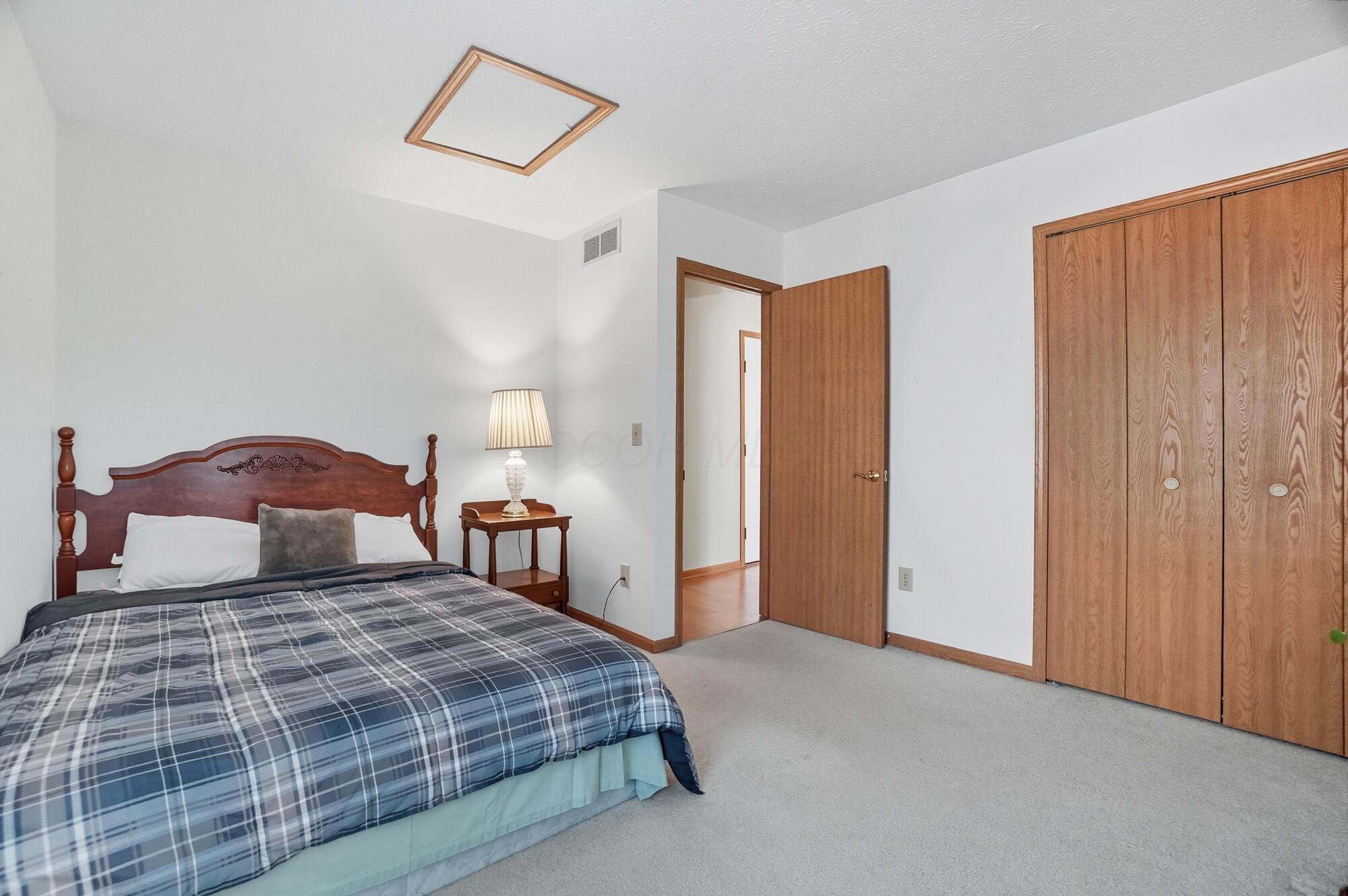 3195 Longridge Way