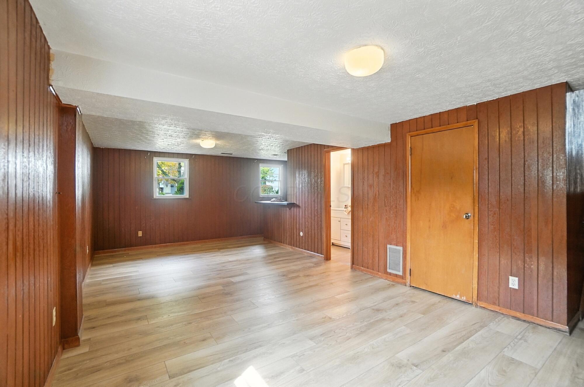 5200 Williamsburg Creek