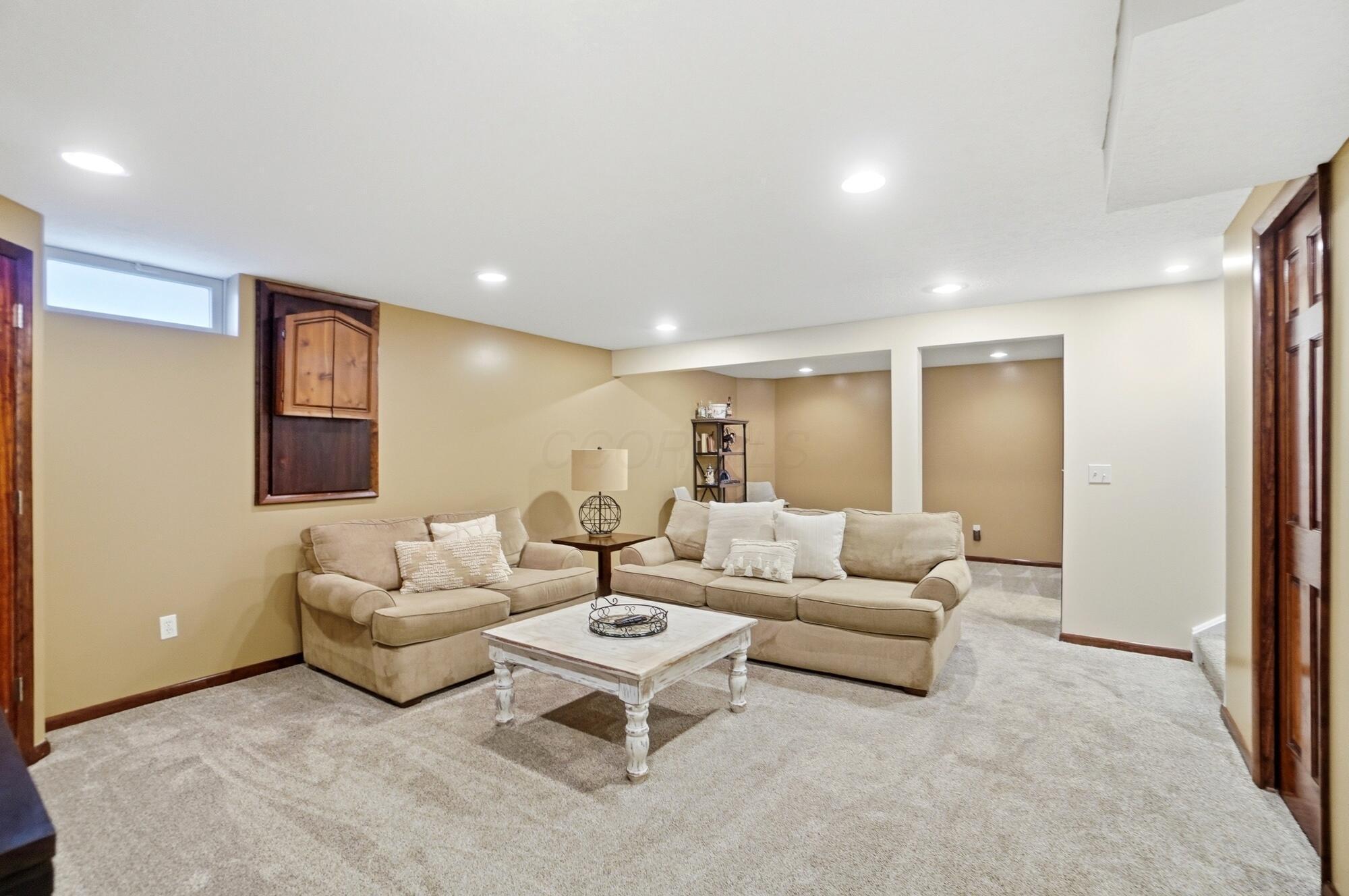 5484 Genoa Farms Boulevard, Westerville