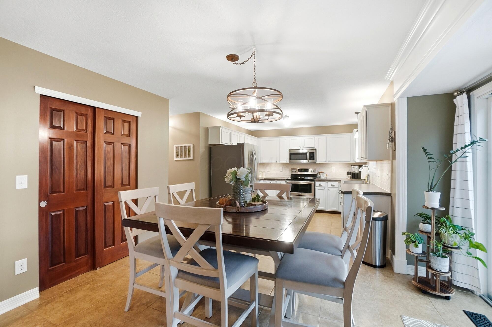 5484 Genoa Farms Boulevard, Westerville