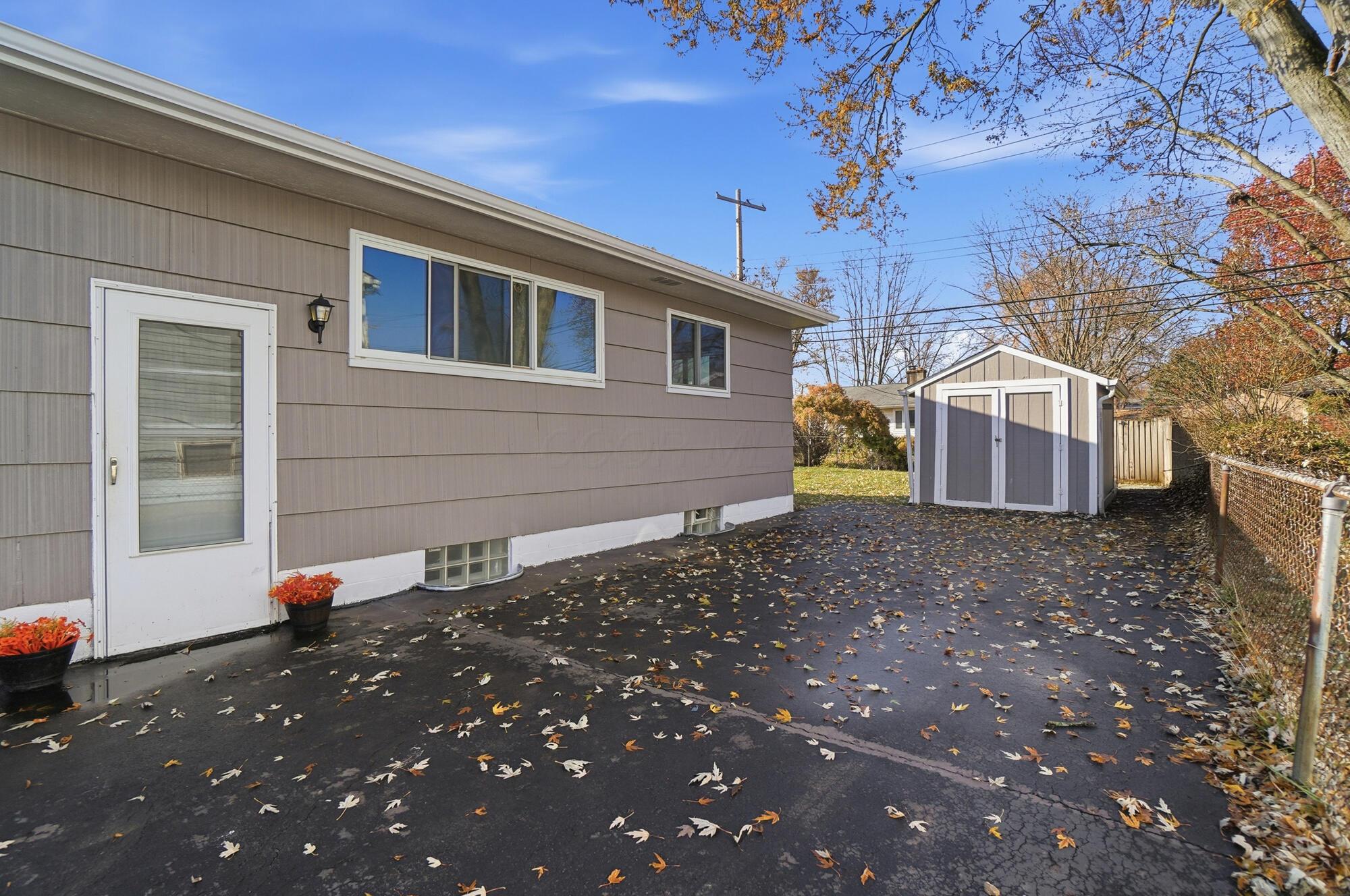 1207 Nocturne Road E