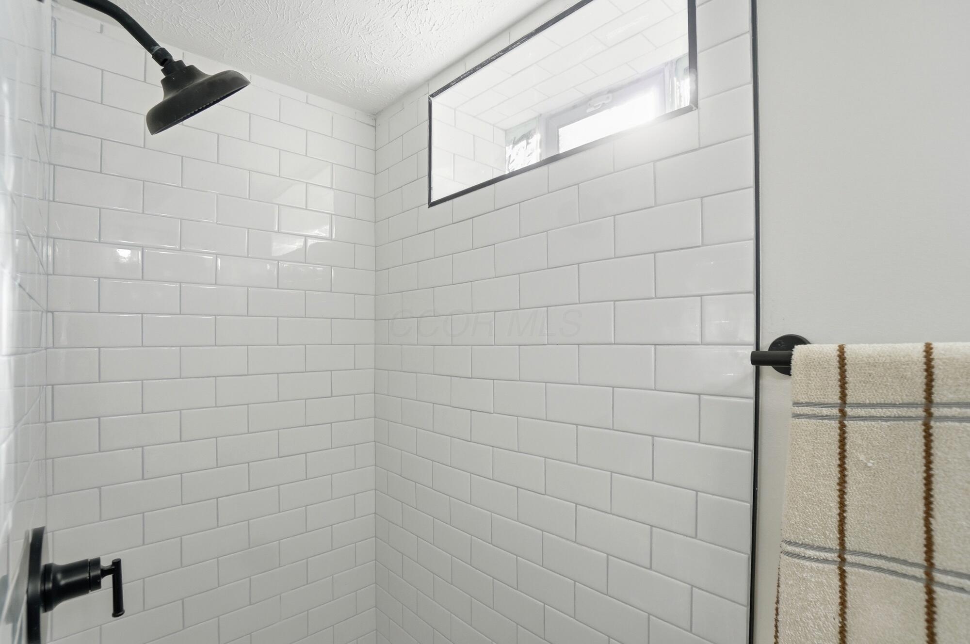 1207 Nocturne Road E