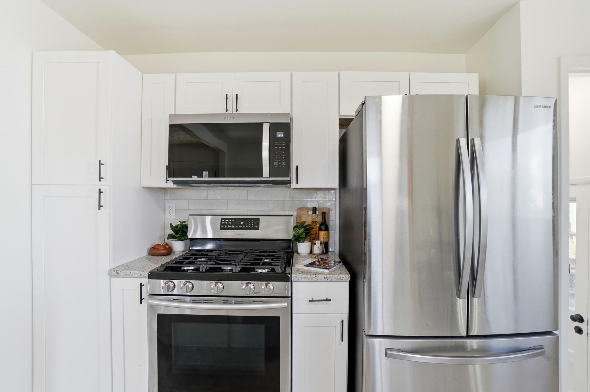 1207 Nocturne Road E