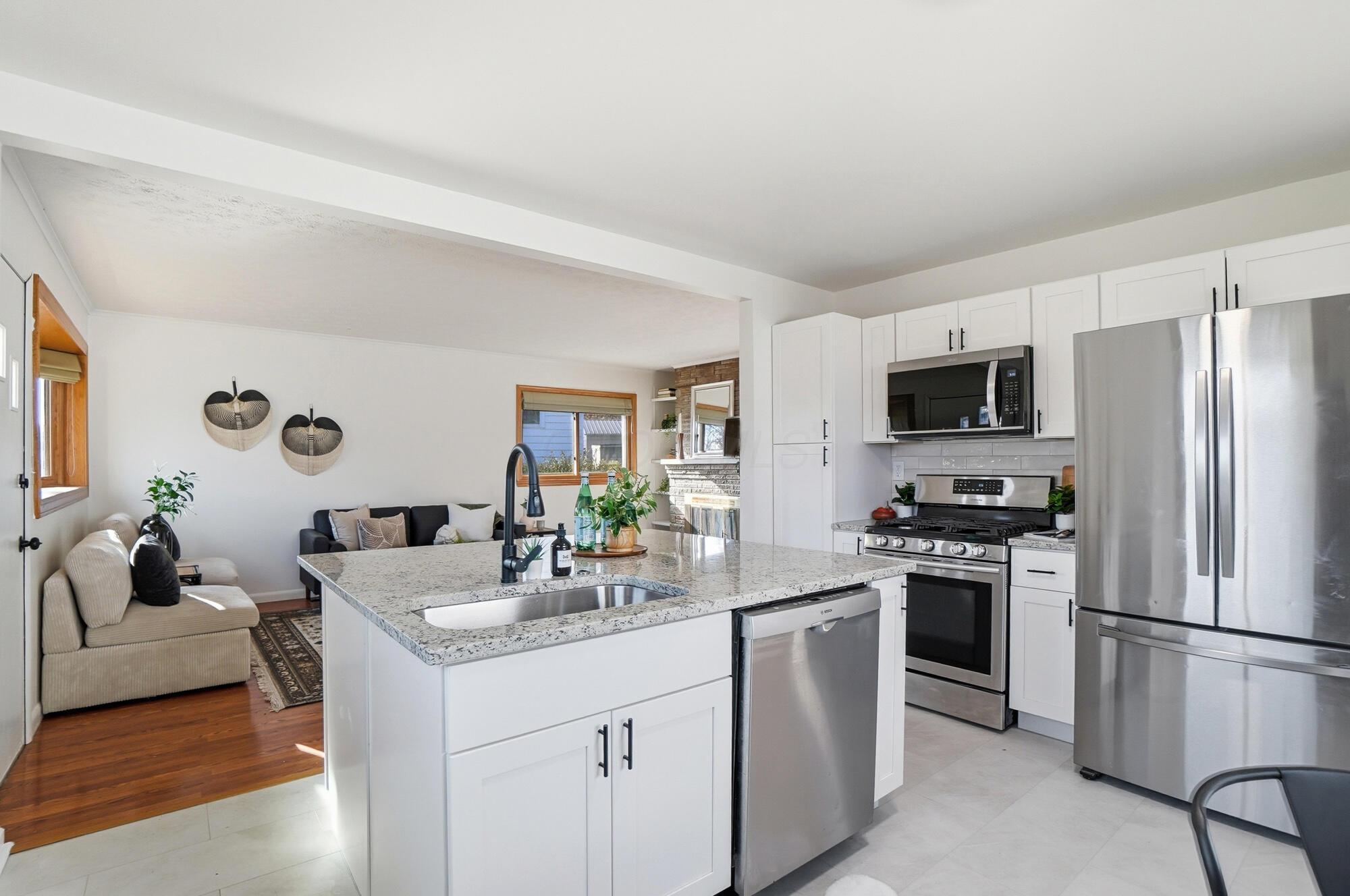 1207 Nocturne Road E