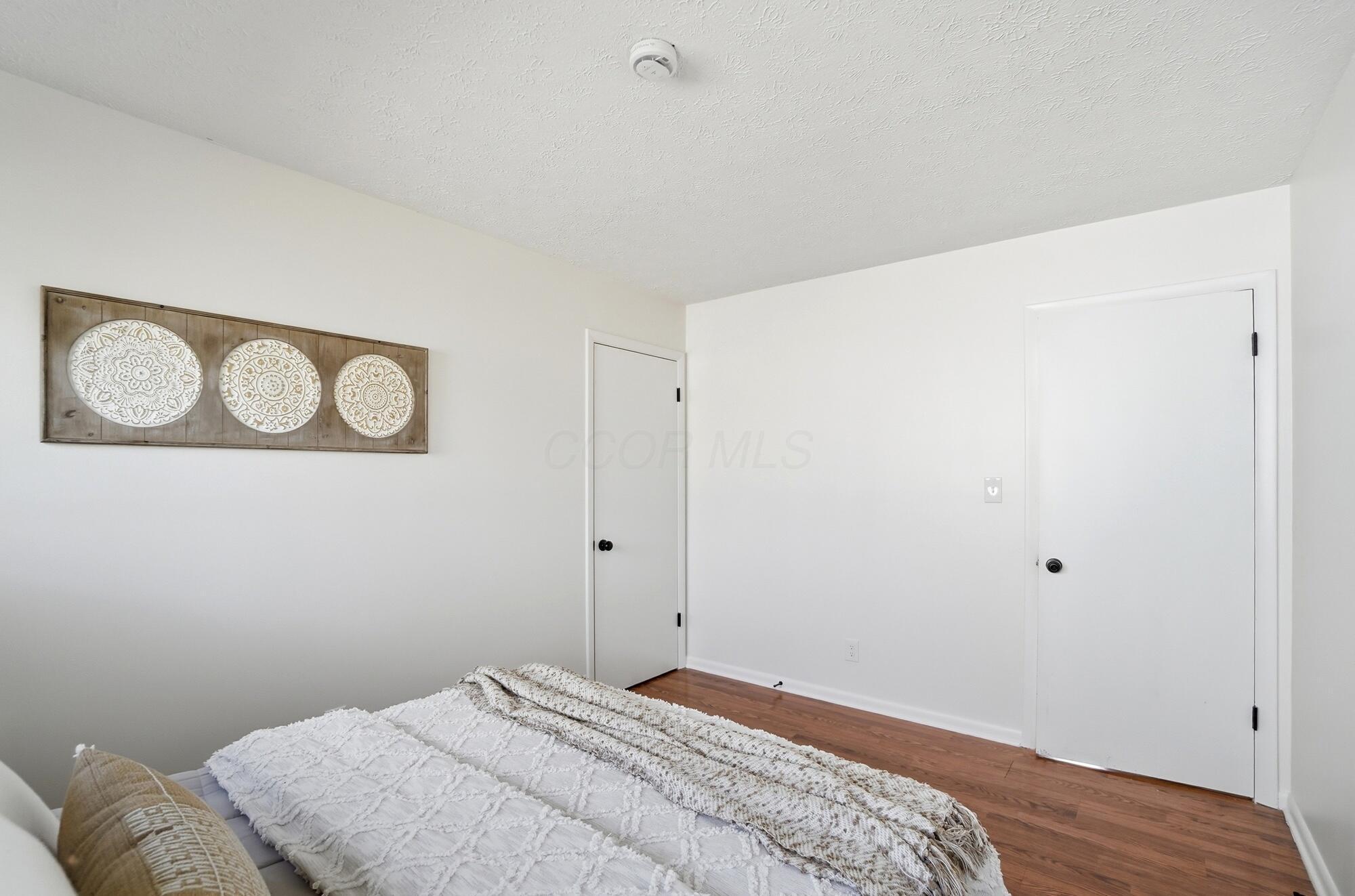 1207 Nocturne Road E