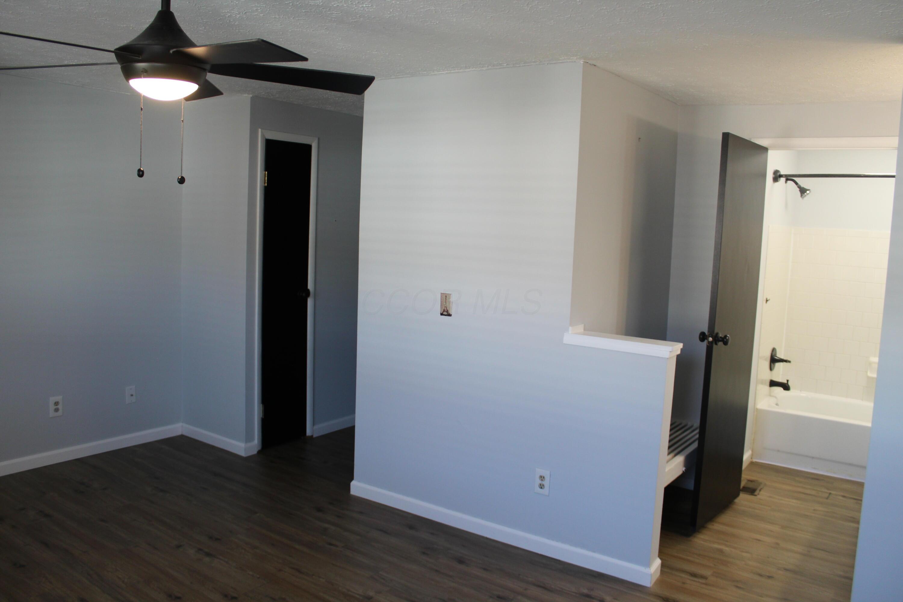 1823 Worthington Run Drive, F