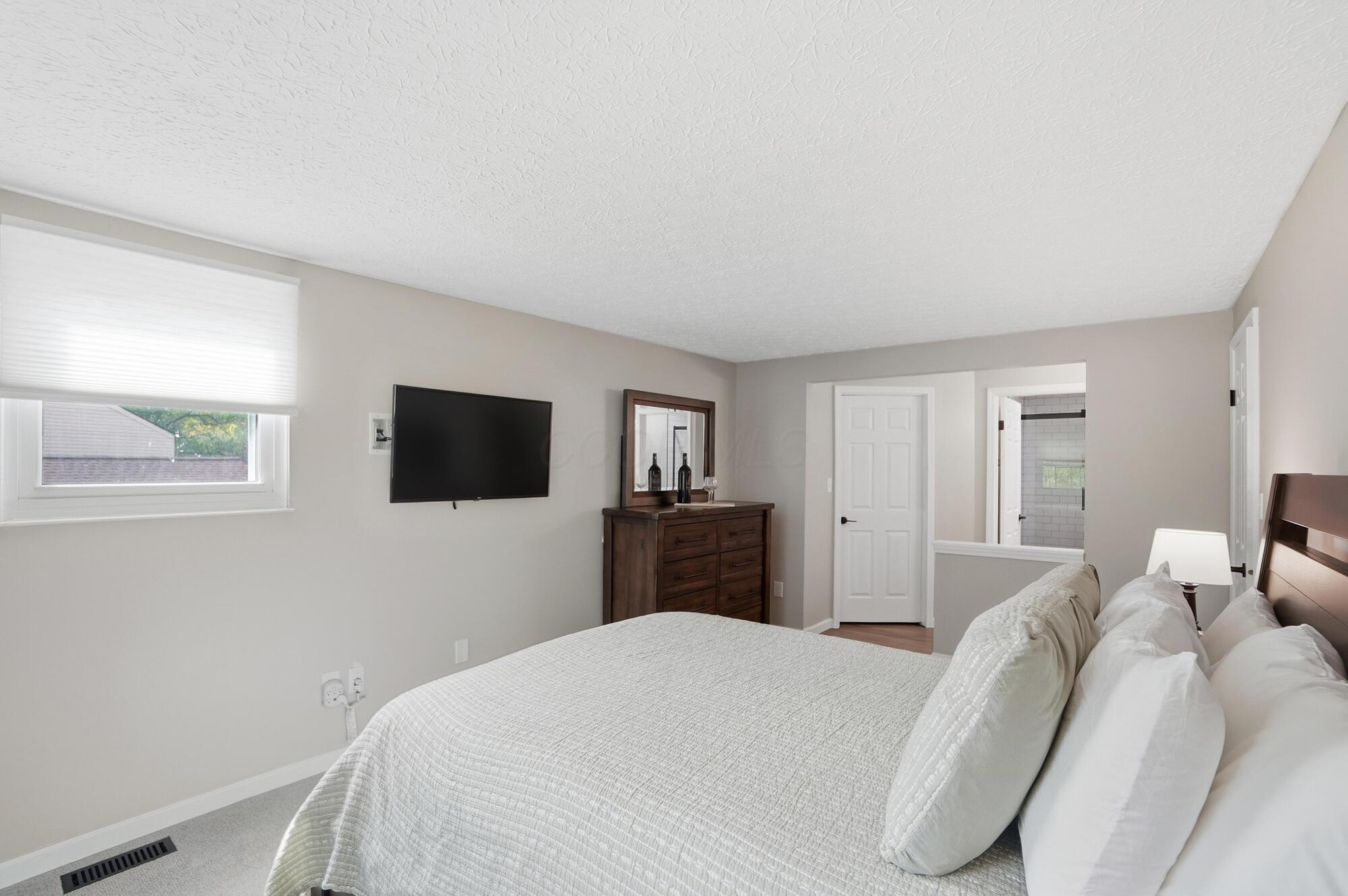 3846 Saddlebrook Court