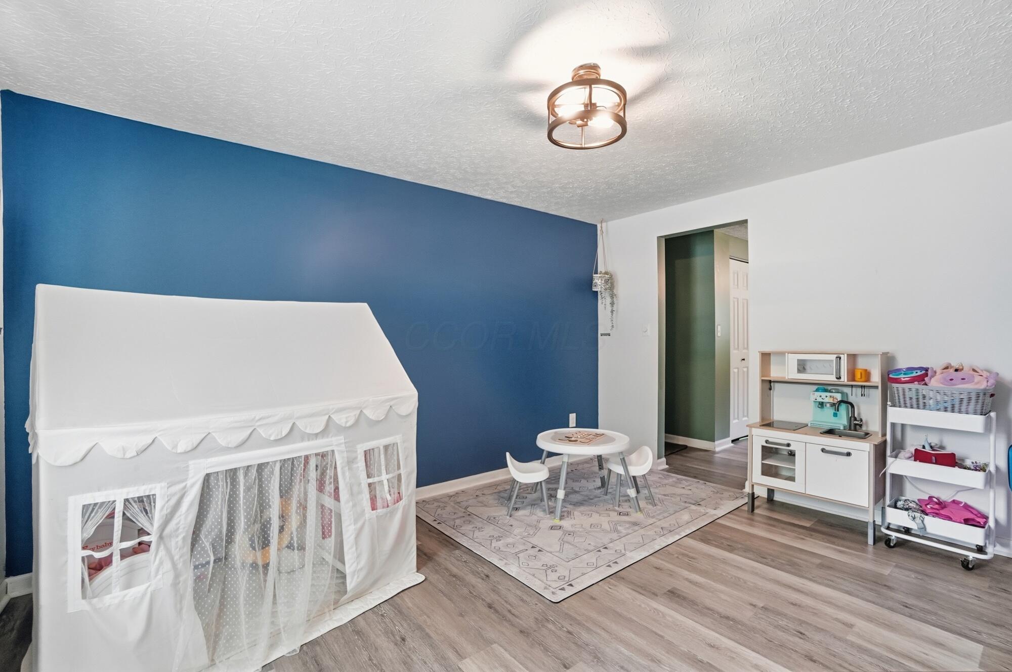 3846 Saddlebrook Court