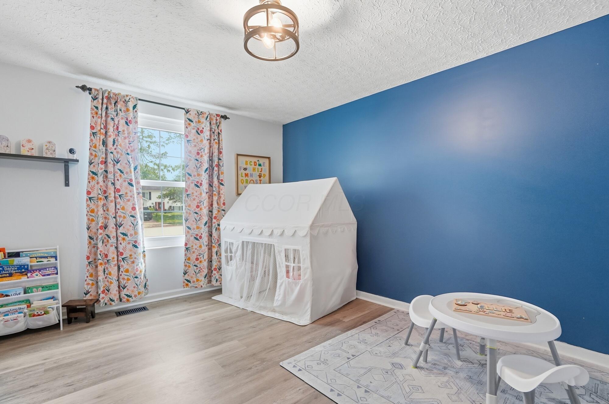 3846 Saddlebrook Court