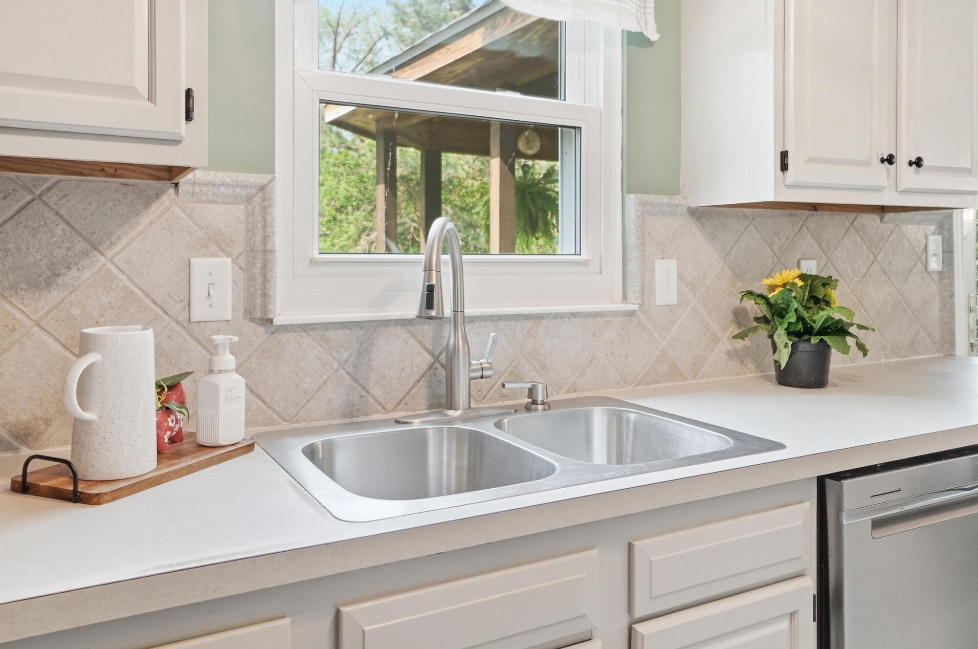 3846 Saddlebrook Court