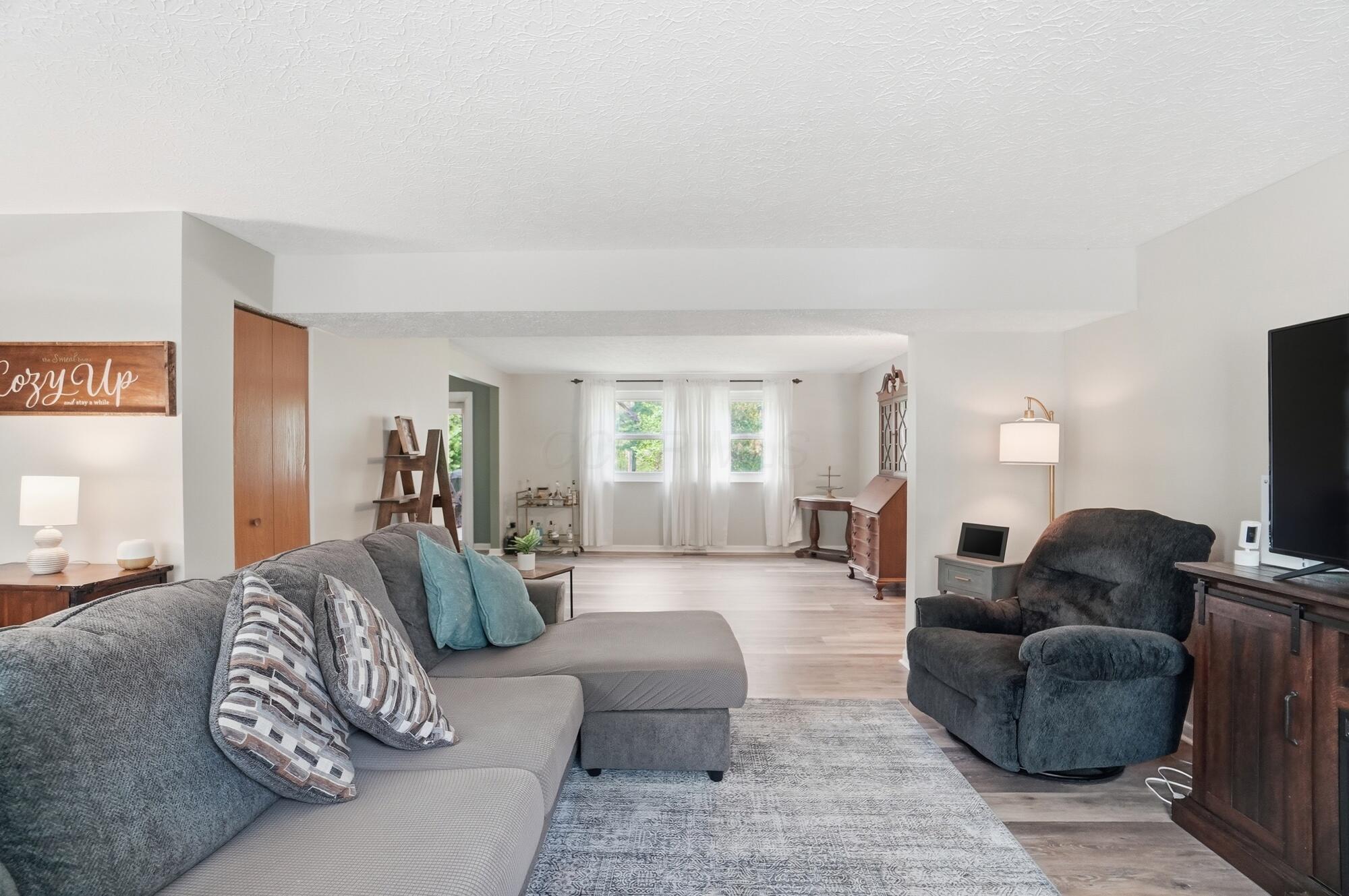 3846 Saddlebrook Court