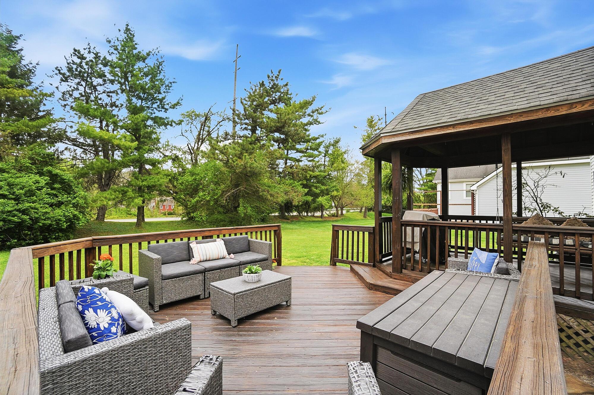 3846 Saddlebrook Court